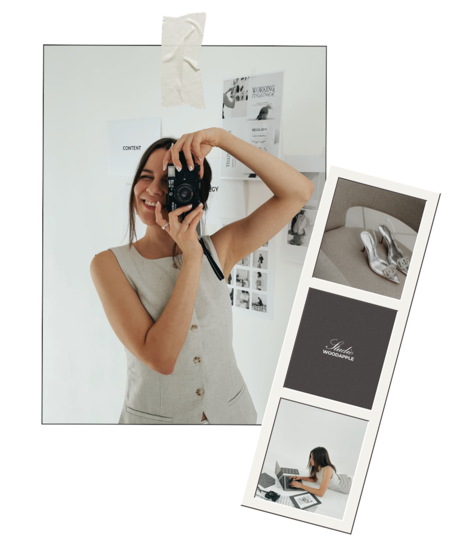 Ein lächelndes Mädchen, das mit einer Kamera ein Selfie macht, in einem Raum mit weißen Wänden und Fotos an der Wand. Auf einem diagonal angeordneten Fotostreifen sind silberne High Heels, eine schwarze Verpackung mit 'Studio WOODAPPLE'-Schriftzug und eine sitzende Person, die auf einem Laptop arbeitet, zu sehen.
