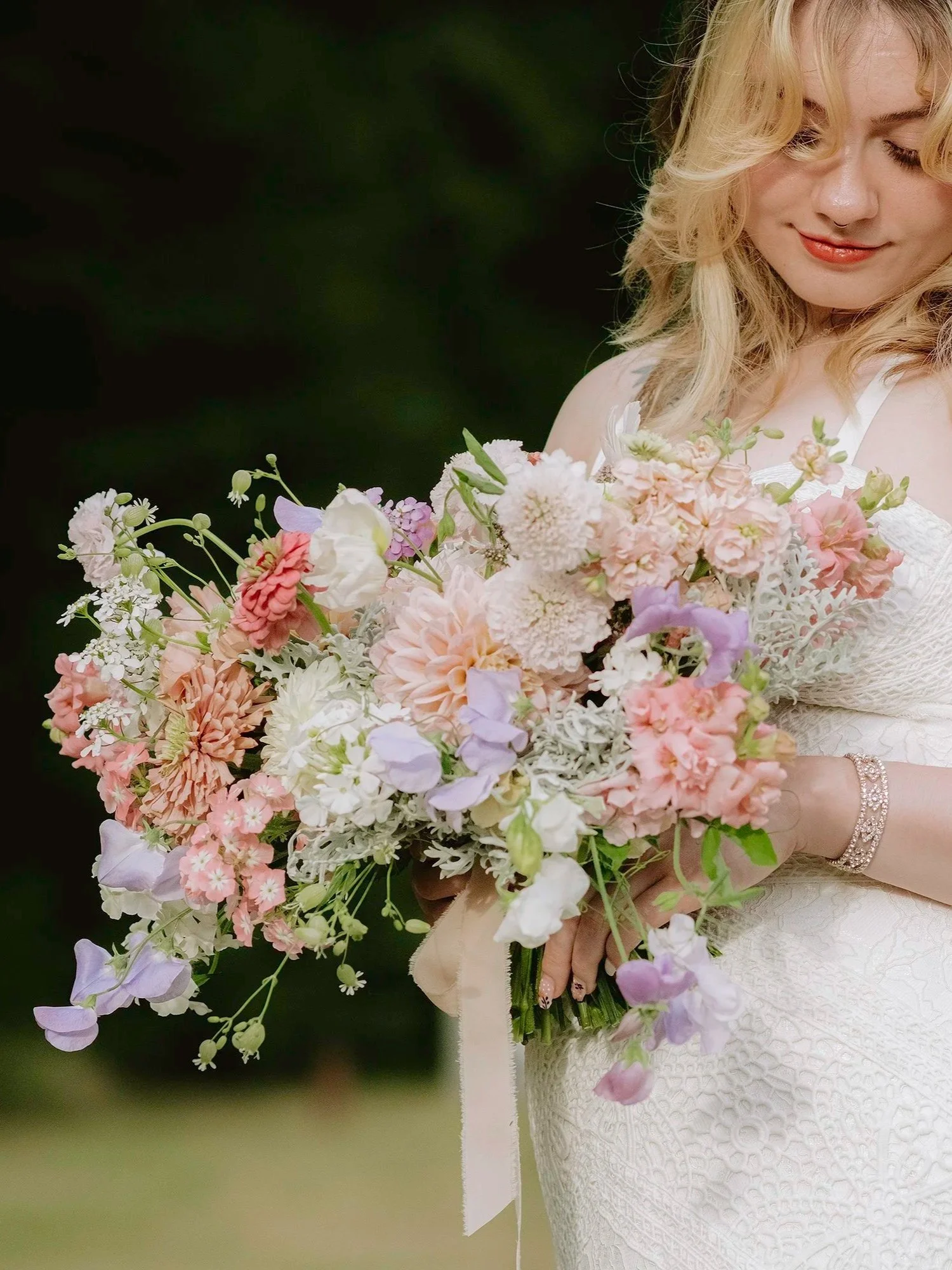 Garden Bouquet~
Petite- $114.99
Standard-$159.99
Grand-$219.99