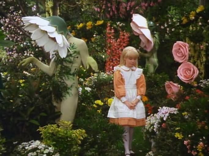 ALICE IN WONDERLAND (1985)