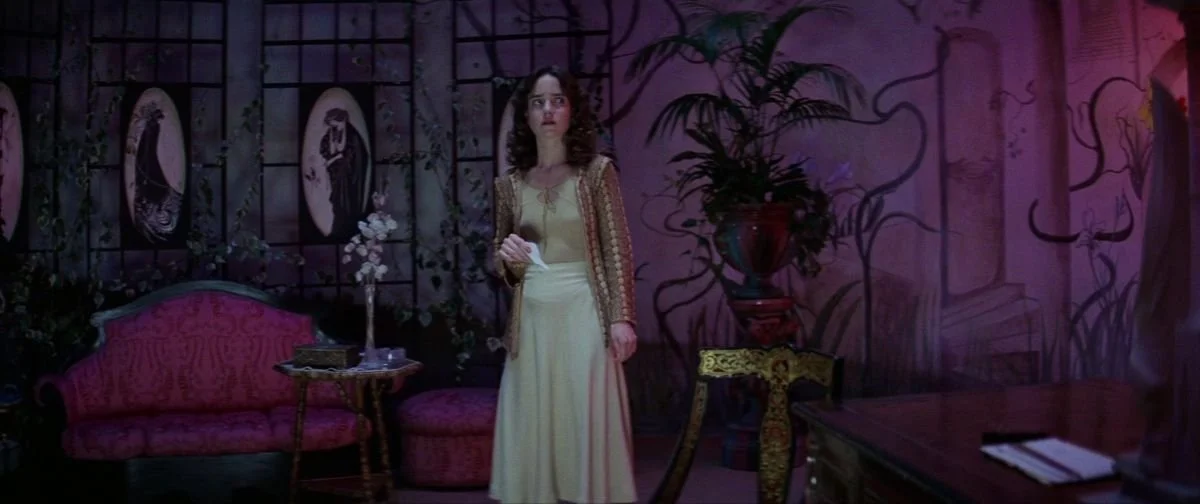 SUSPIRIA (1977)
