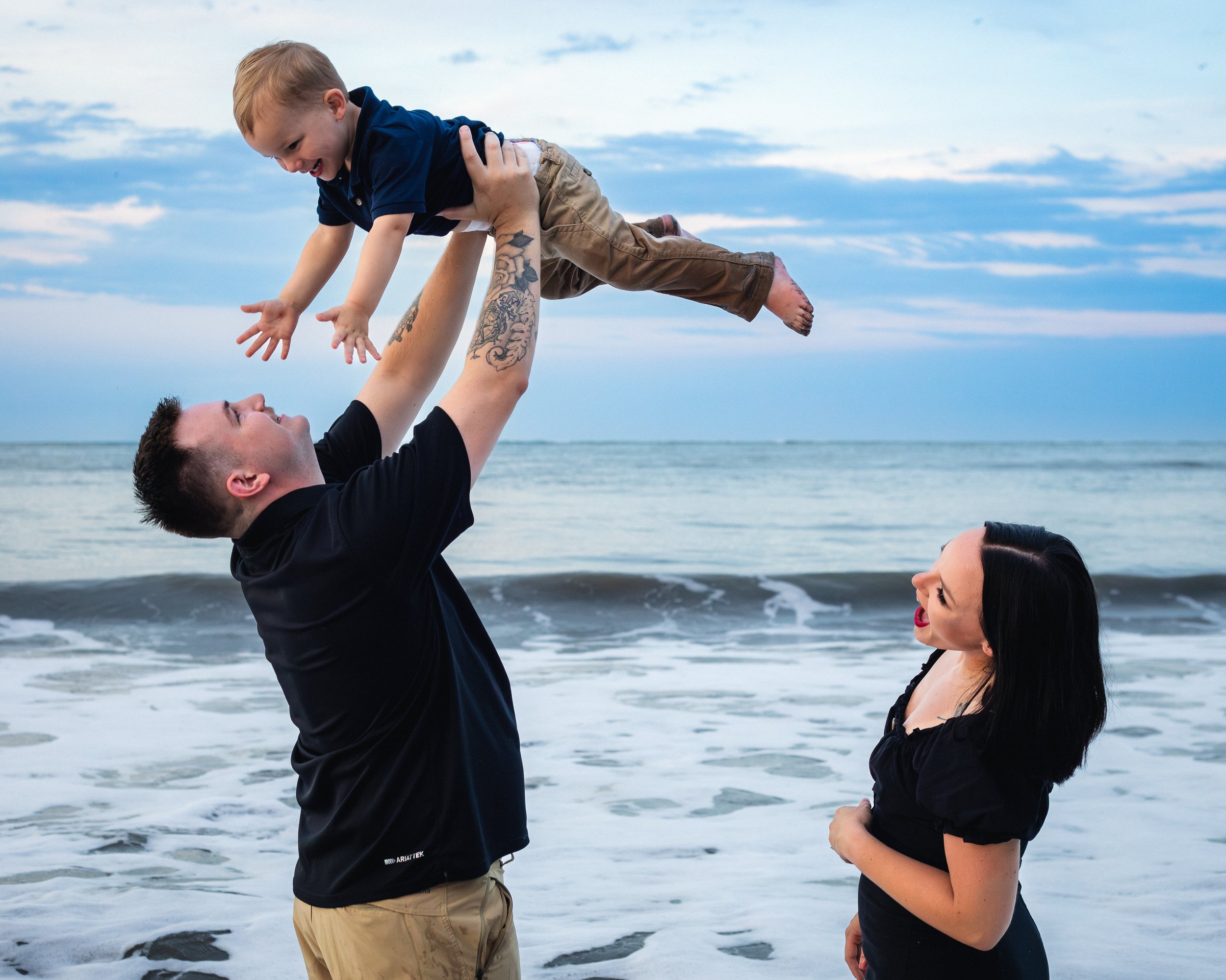 COUPLE BEACH-7.jpg