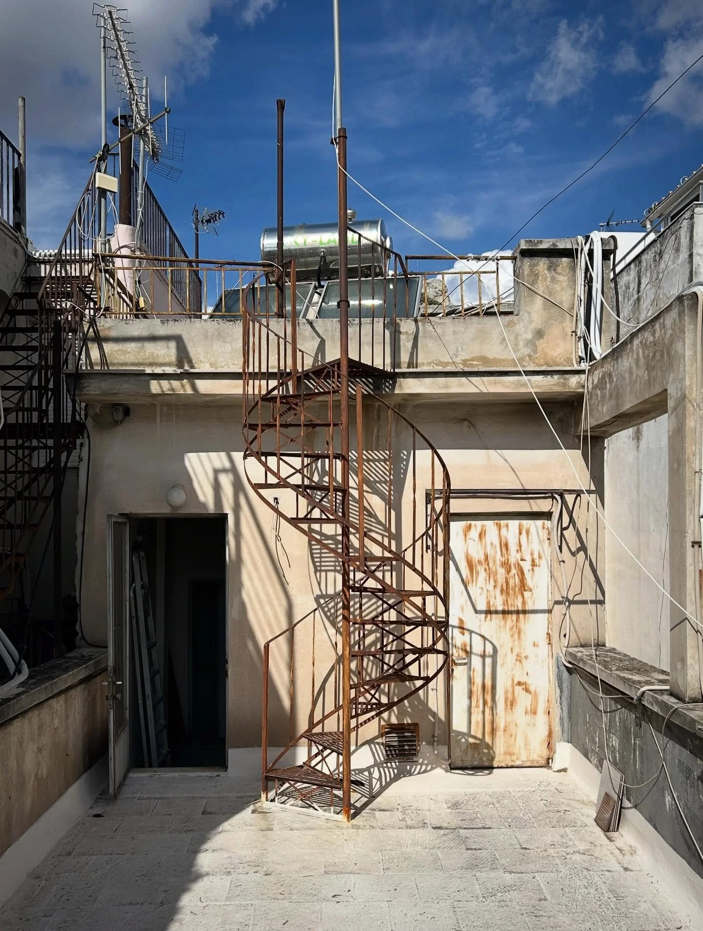 &Alpha;&theta;&eta;&nu;&alpha;ϊ&kappa;έ&sigmaf; &Tau;&alpha;&rho;ά&tau;&sigma;&epsilon;&sigmaf; #athens