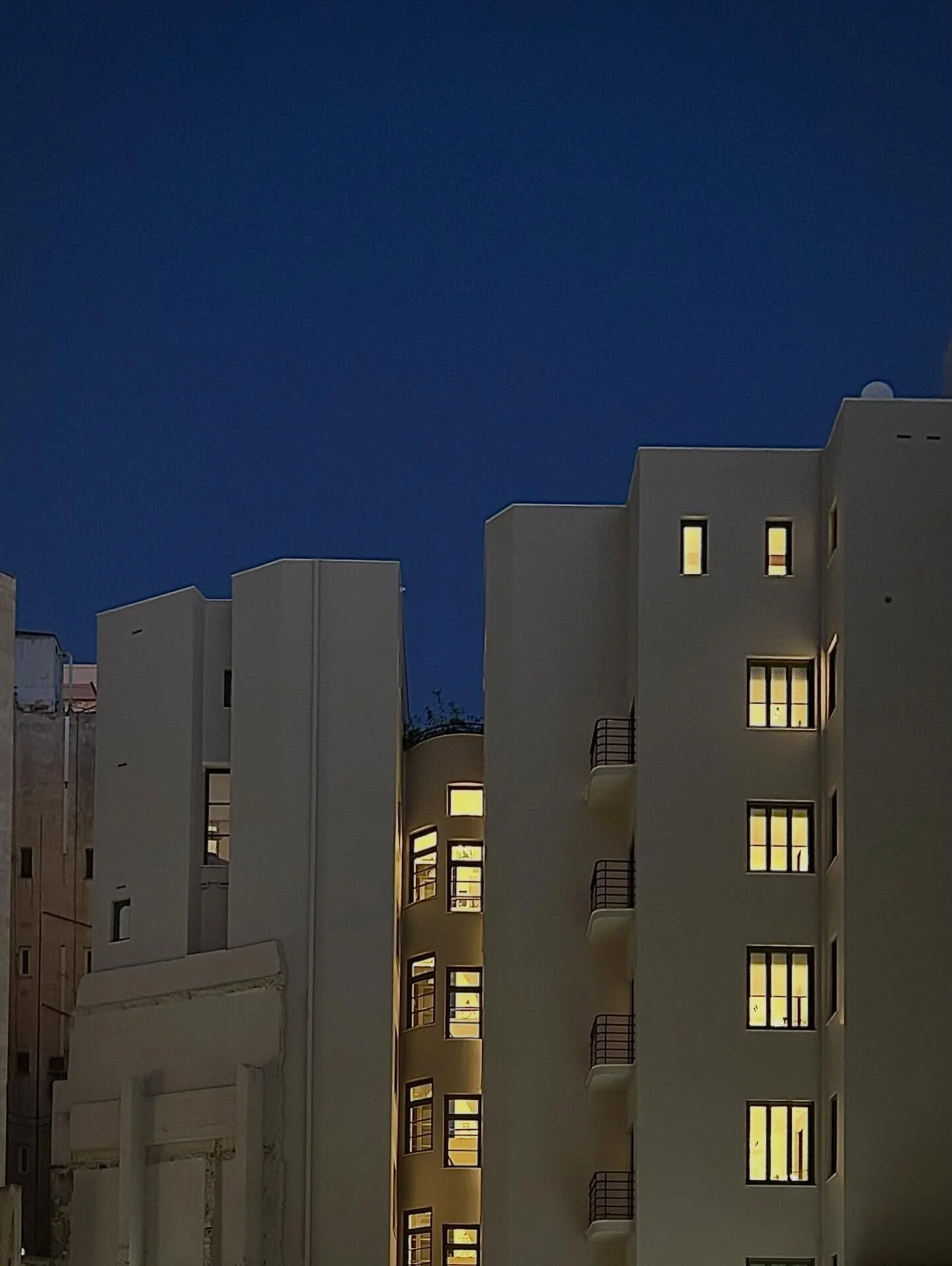 Athenian Nights + Modernistic Massing #iloveathens