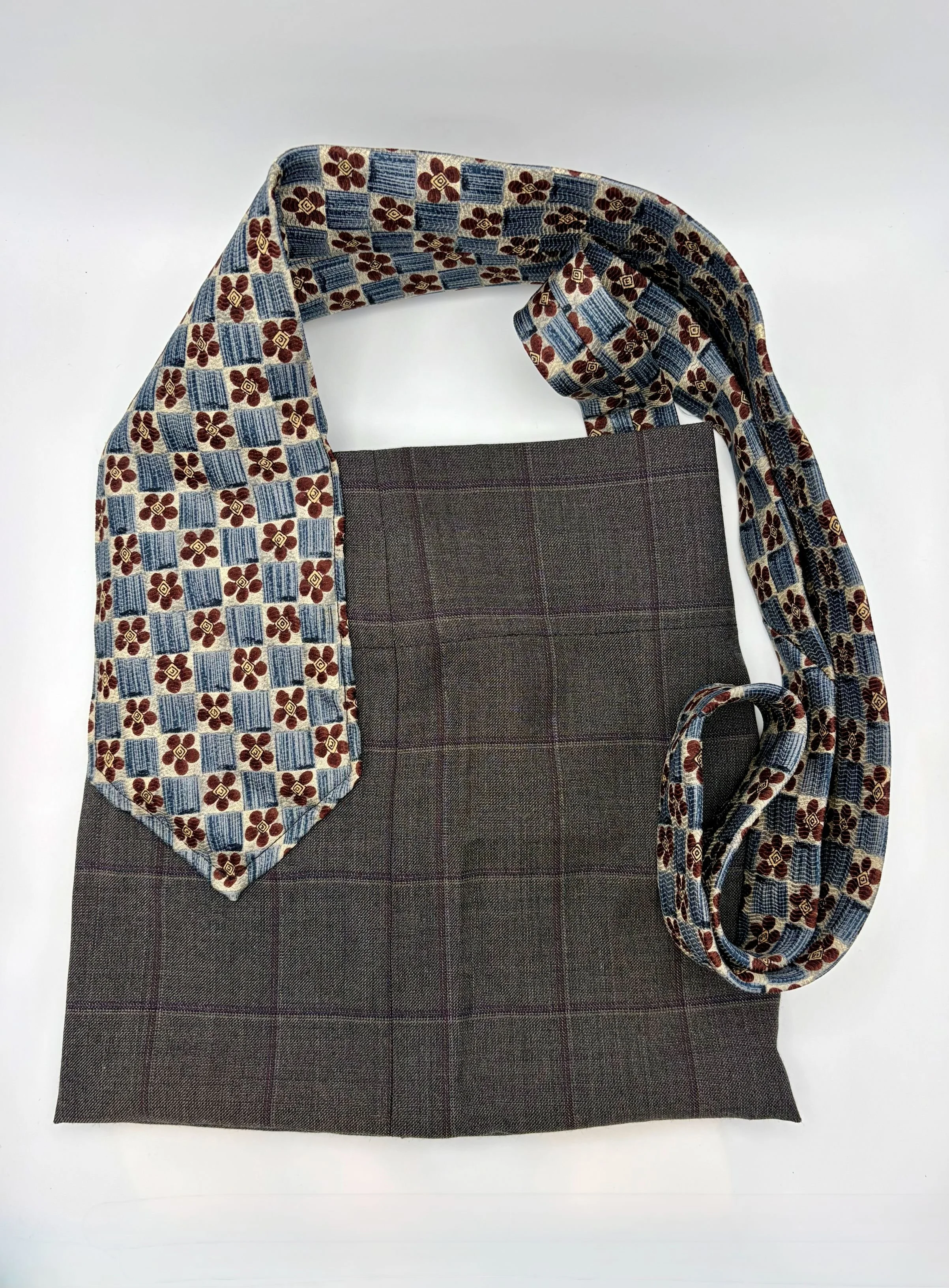 Up-cycled Tie Purse: Dark Grey with Floral-Geometric Tie