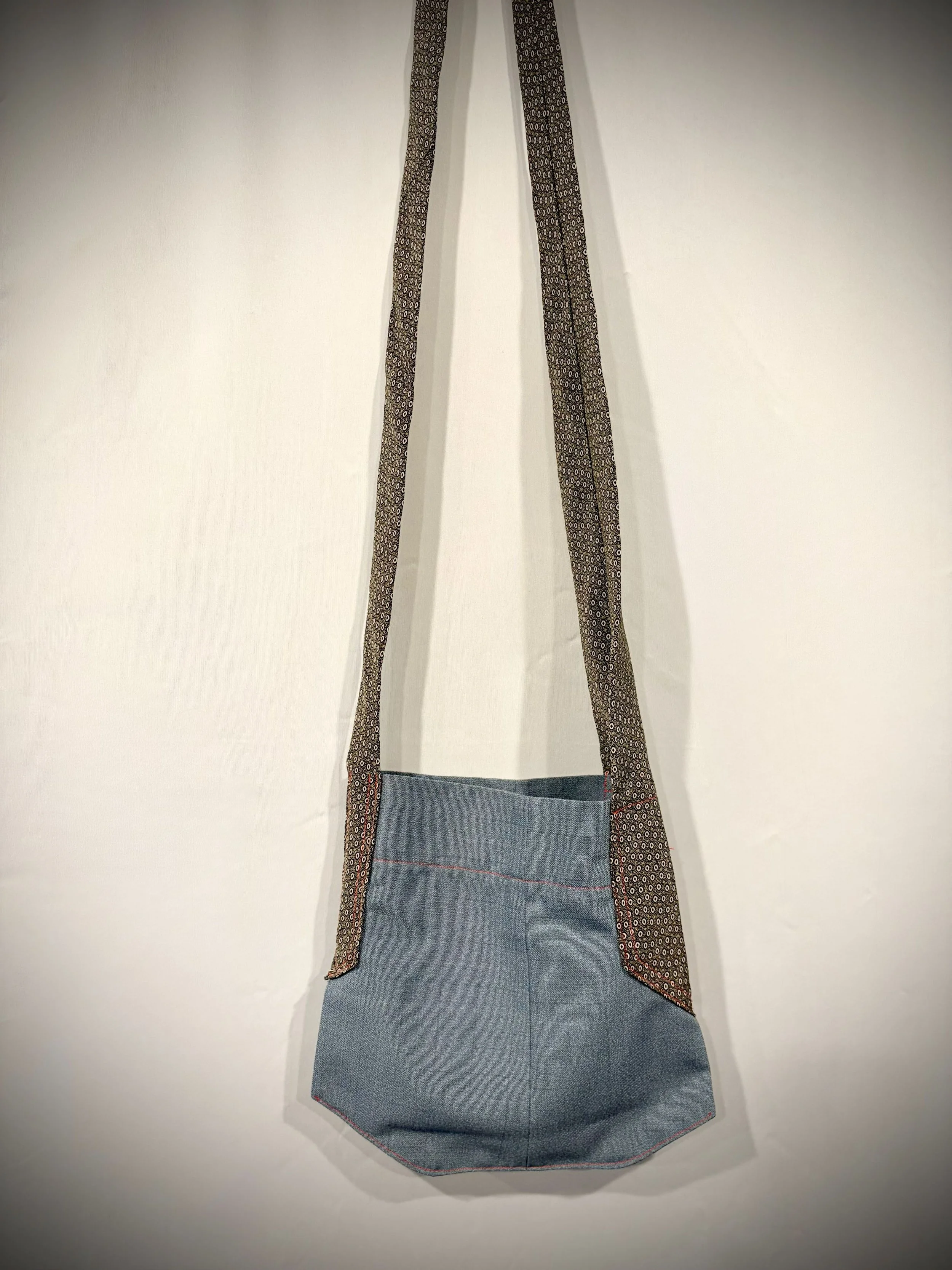 Light blue and tan tie 2.jpg