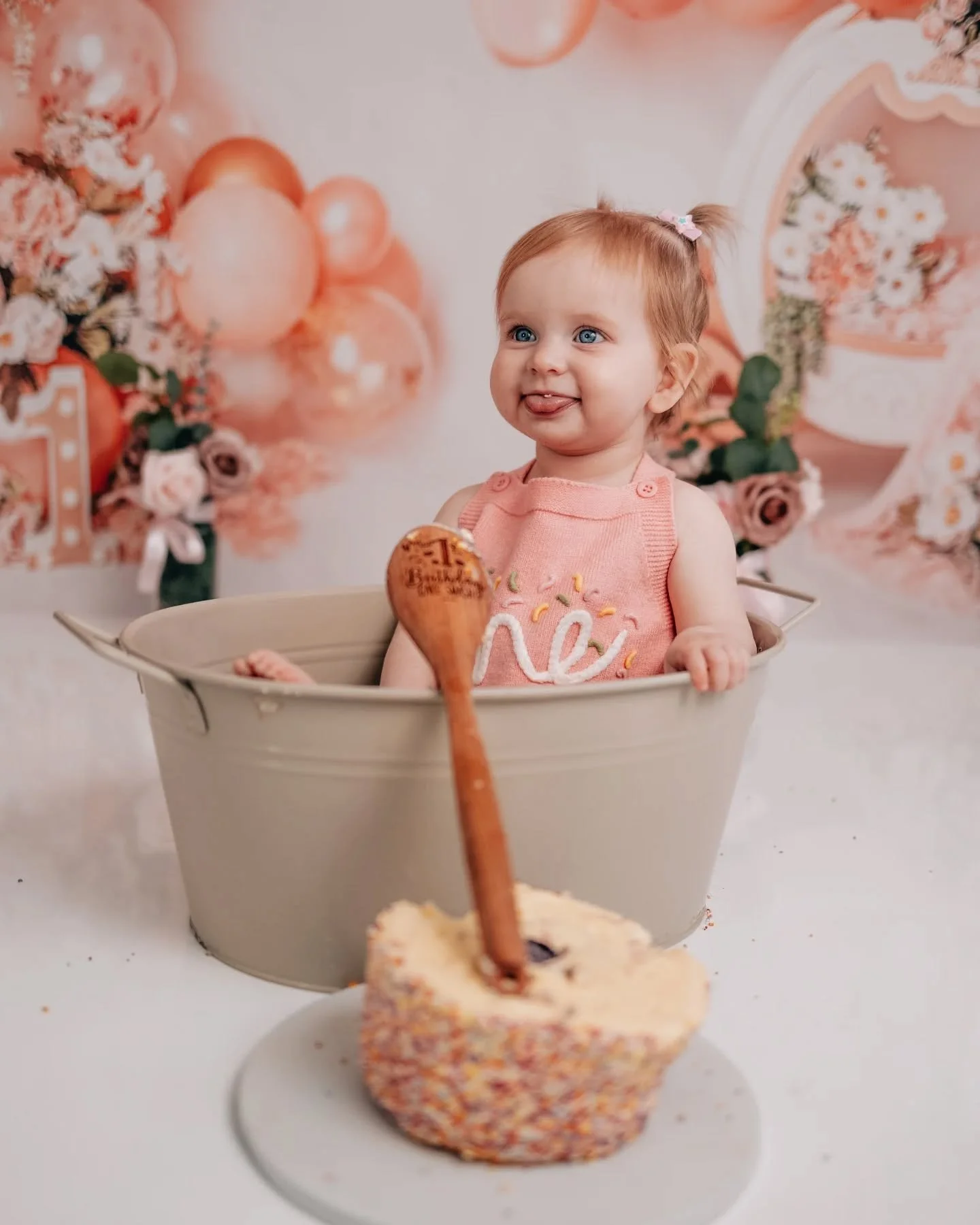 2 amazing families, 2 absolute cutie pies, 2 amazing personalities and 2 very happy first birthdays! 🥳🎊🎉📷

The natural approach is what we are here for, any photo is the perfect photo when it's capturing your baby's wonderful character 🤍

https: