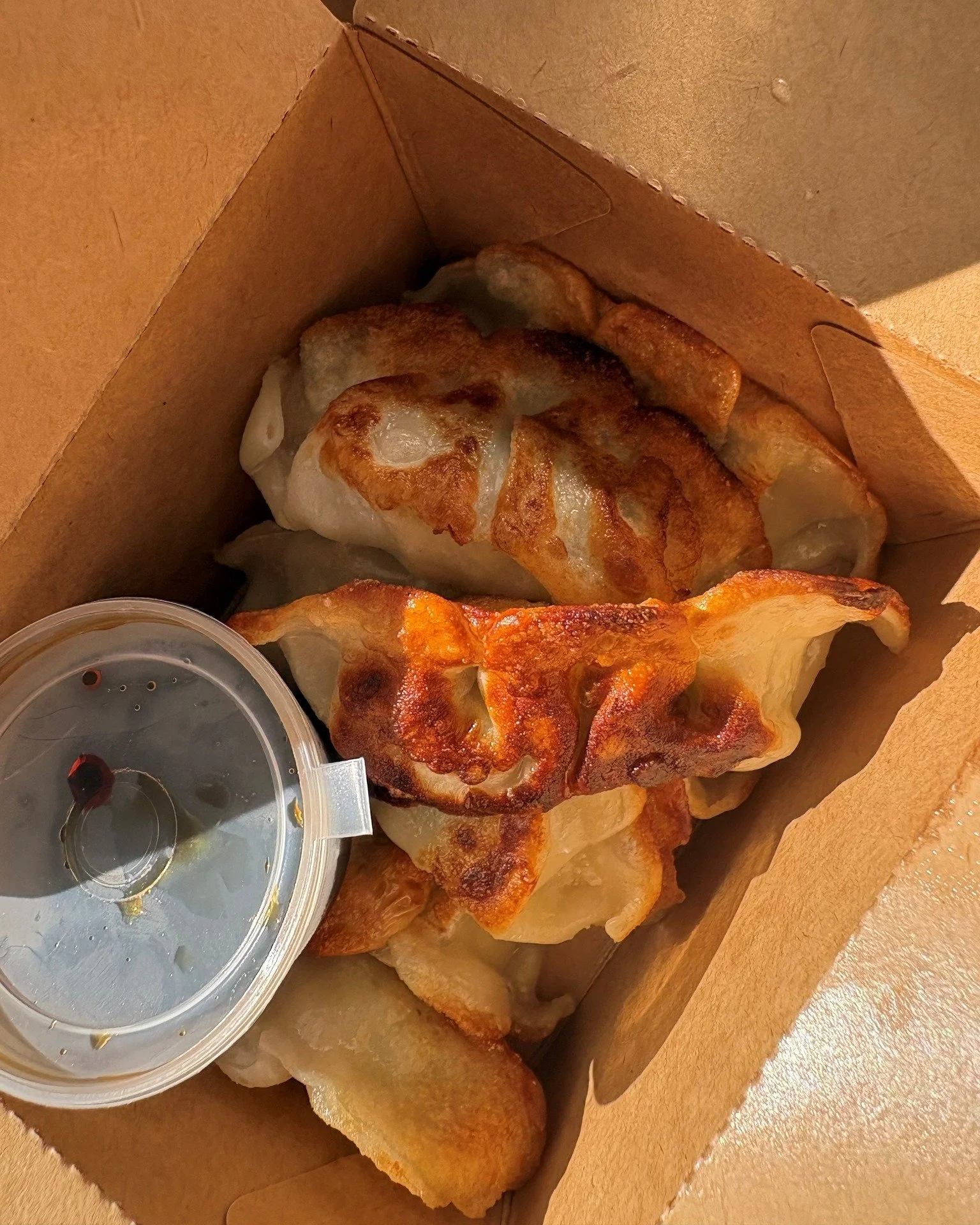 Ok so we&rsquo;ve been hearing a bit of noise about Nibble n Gobble on High Street&hellip; so naturally, we had to see what the hype was about 👀

This casual little Asian spot has quickly become a go-to for quick lunches, comfort food dinners and th