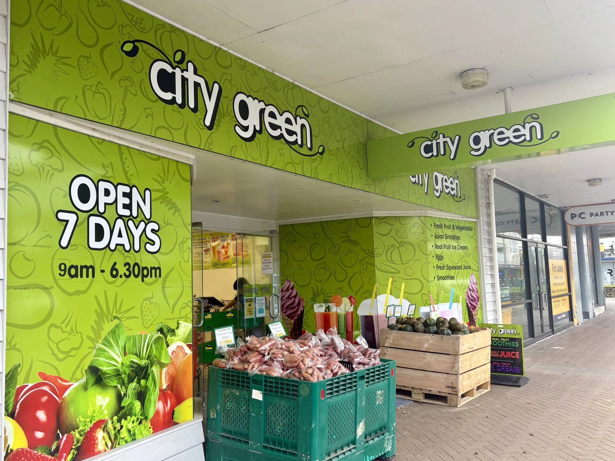Exterior image of City Green, a grocery in Hutt Central Wellington