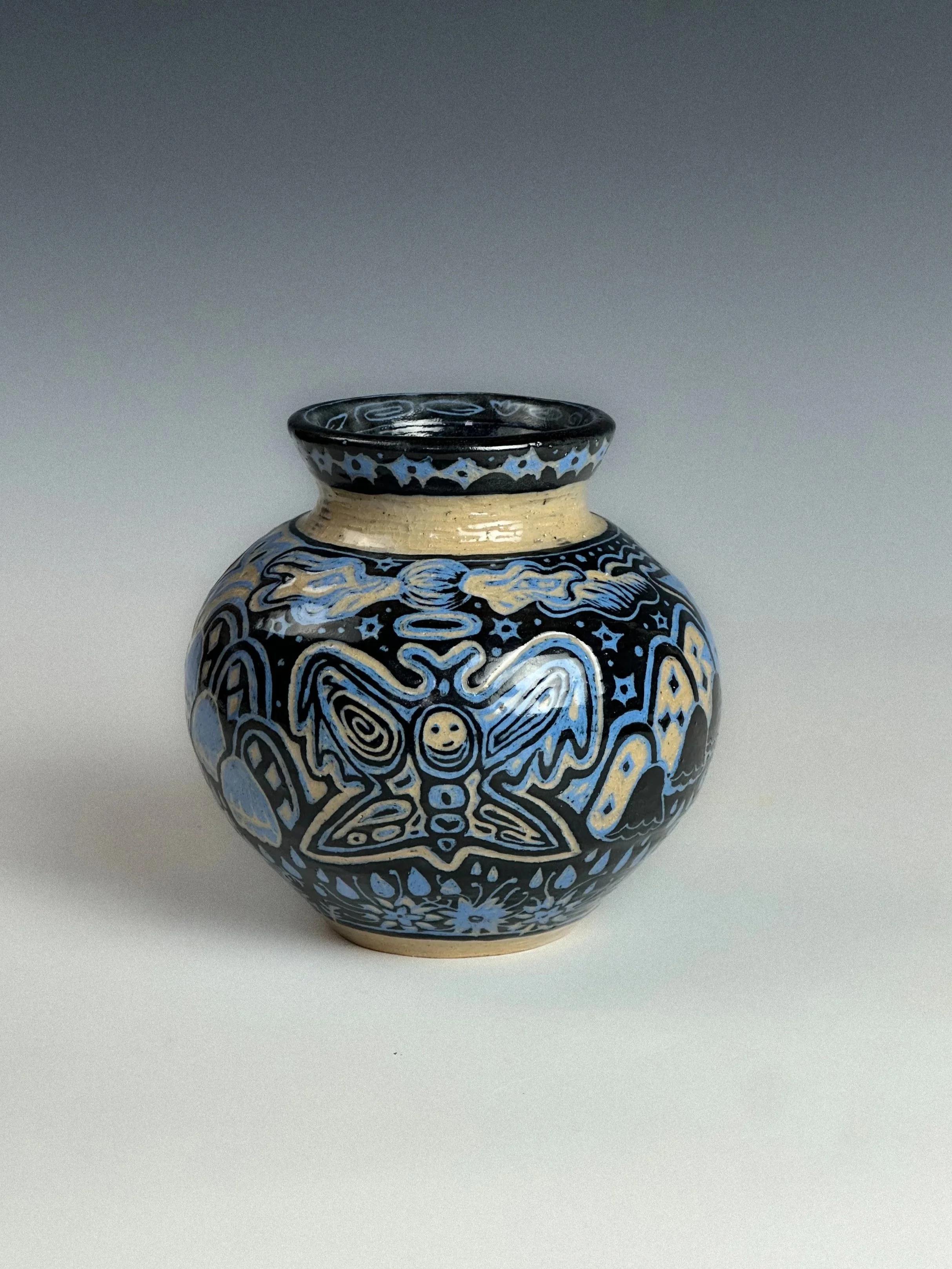 blue-black-vase.jpg