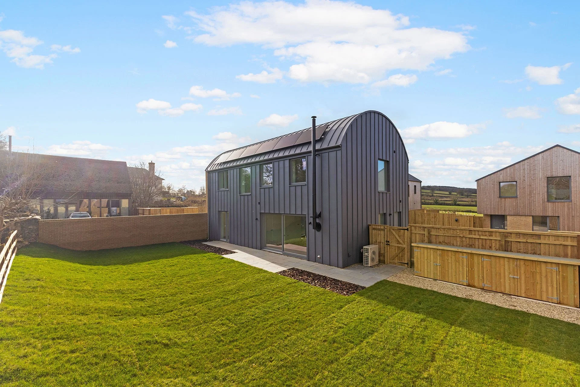 86510_5 The Barn Garden Great Elm_31.jpg