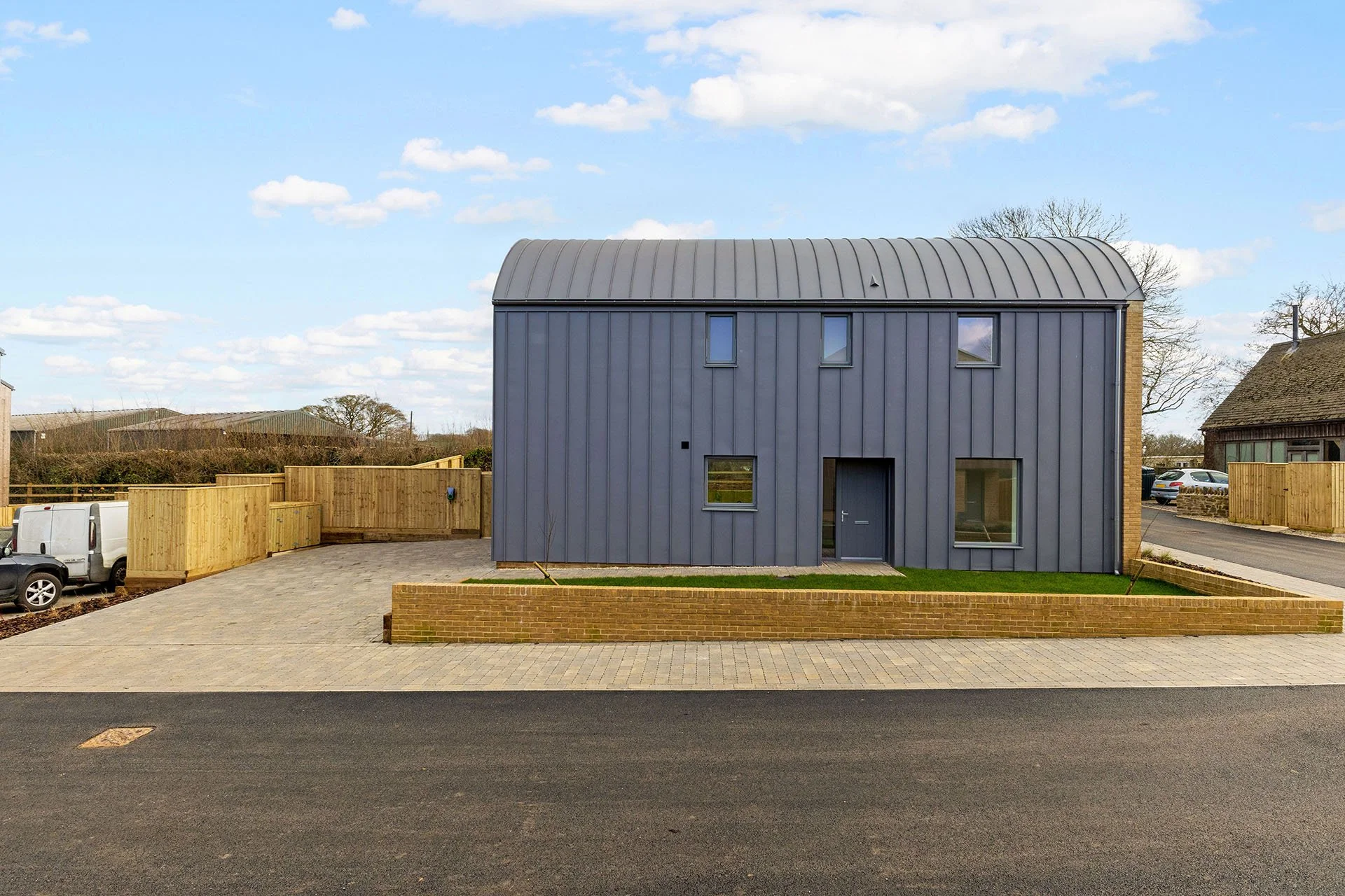 86510_5 The Barn Garden Great Elm_9.jpg