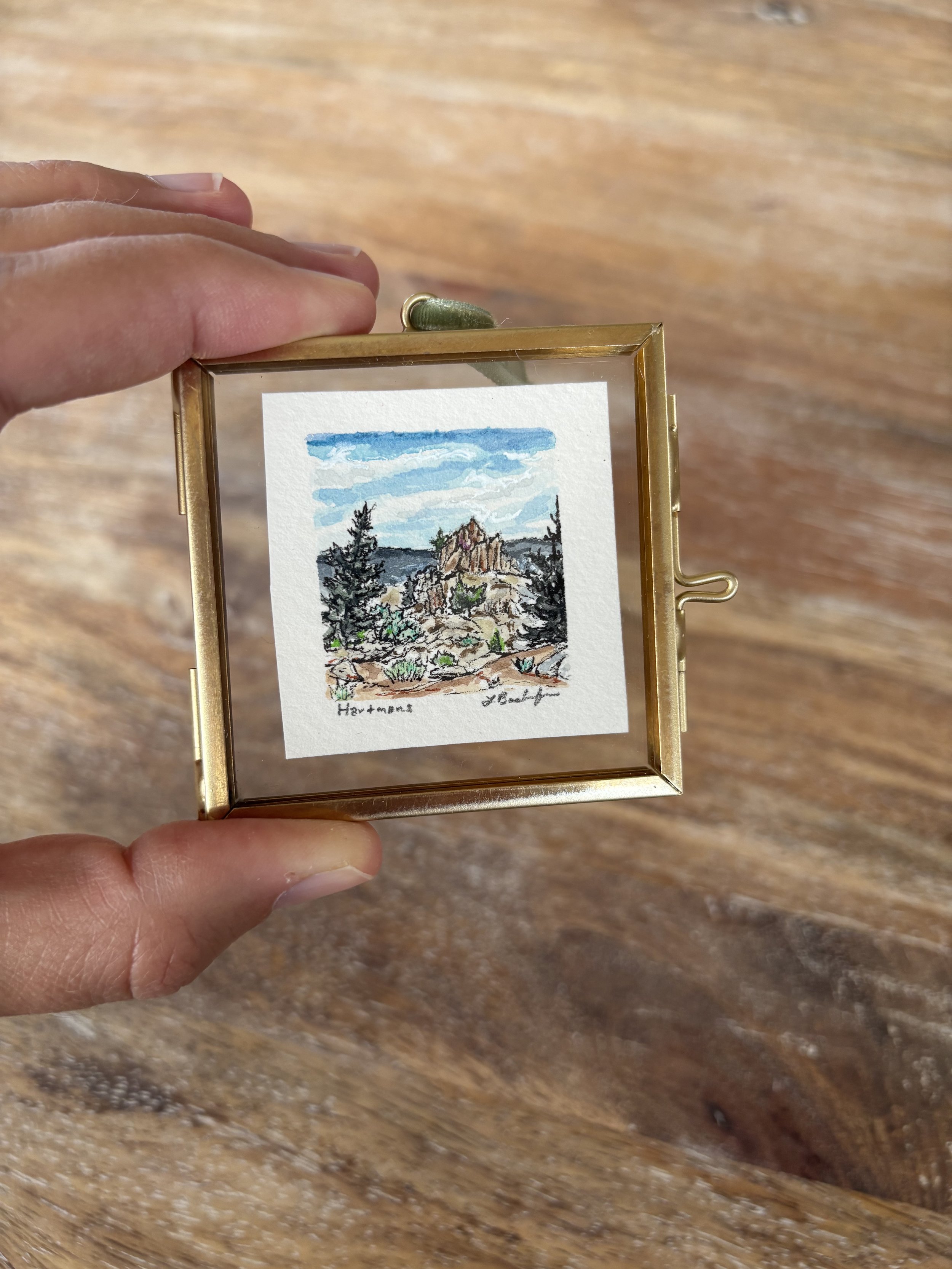 Hartmans Ornament 2.jpeg