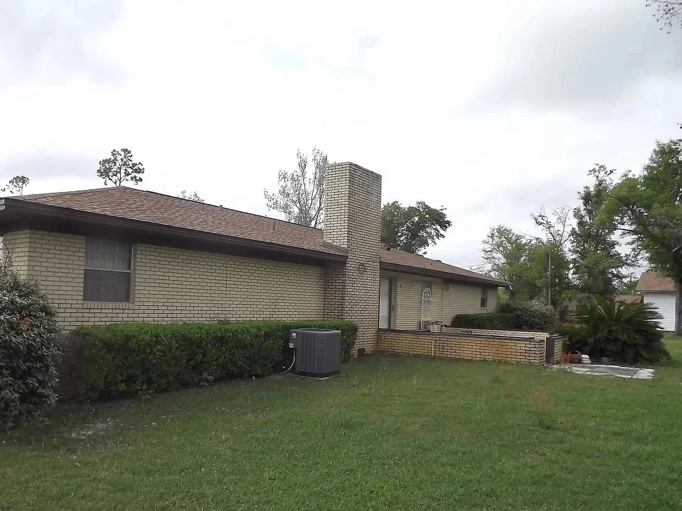 Hurricane Storm Cleanup 