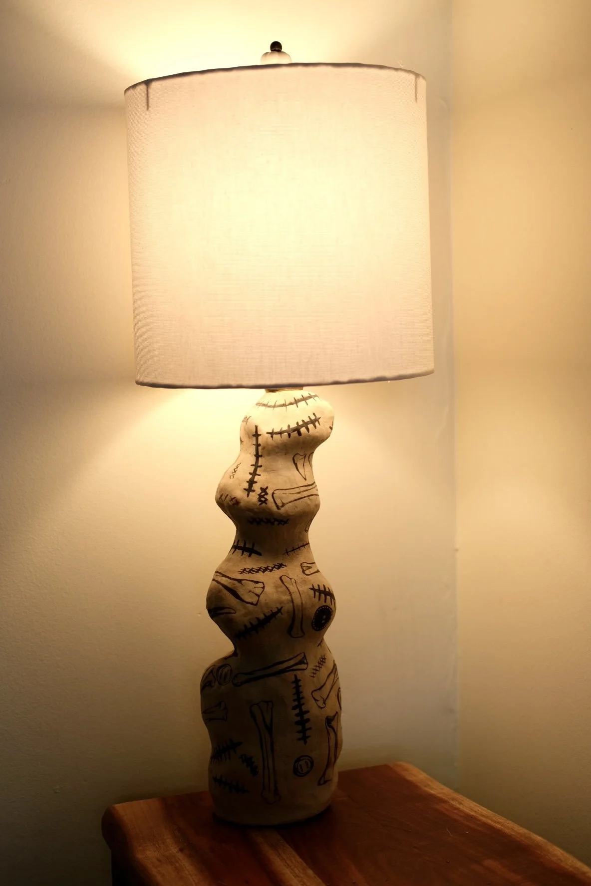 Loose Joints Lamp