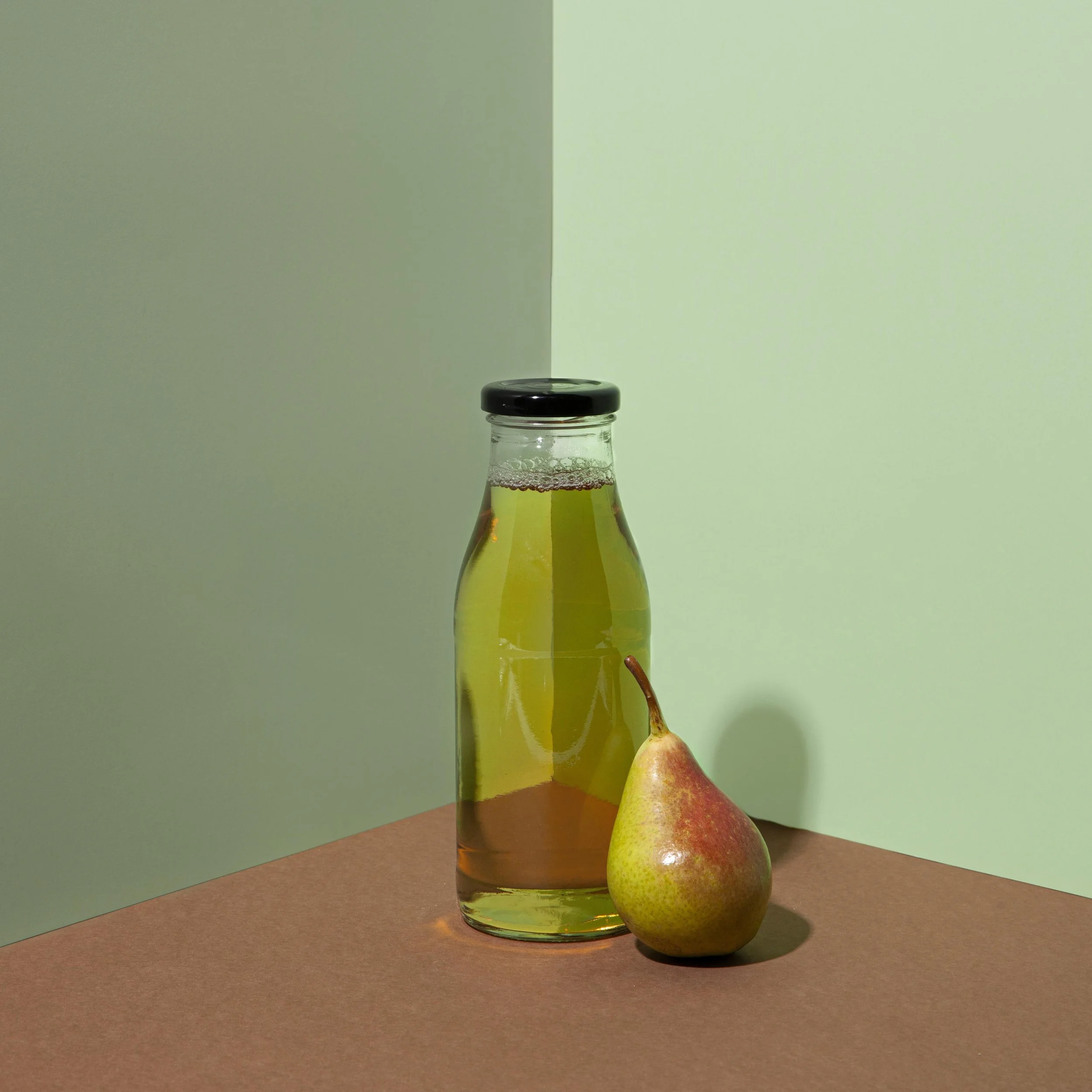 delicious-pear-juice-bottle.jpg