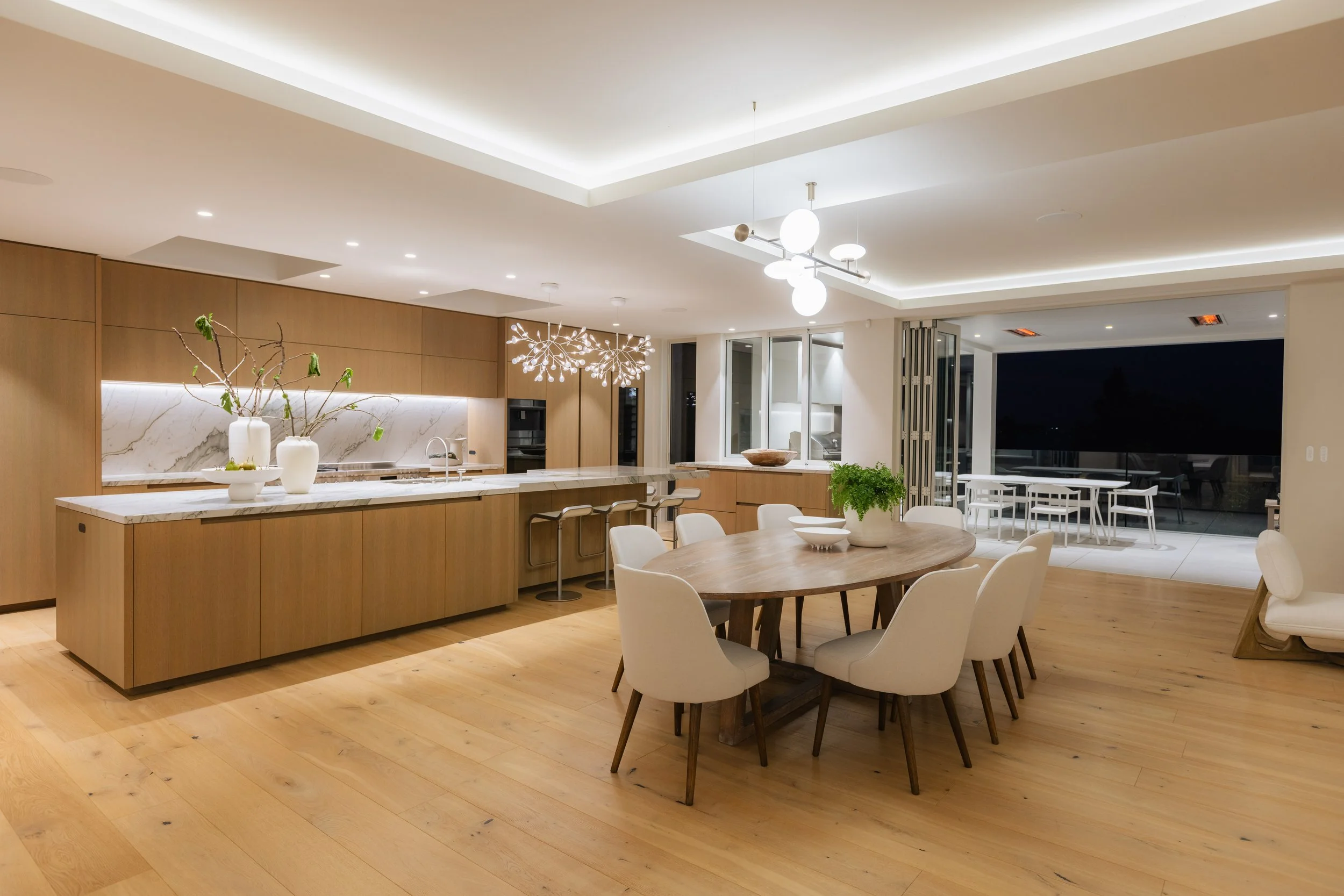St Heliers luxury kitchen dining Auckland Eastern Bays award winning designer kitchen