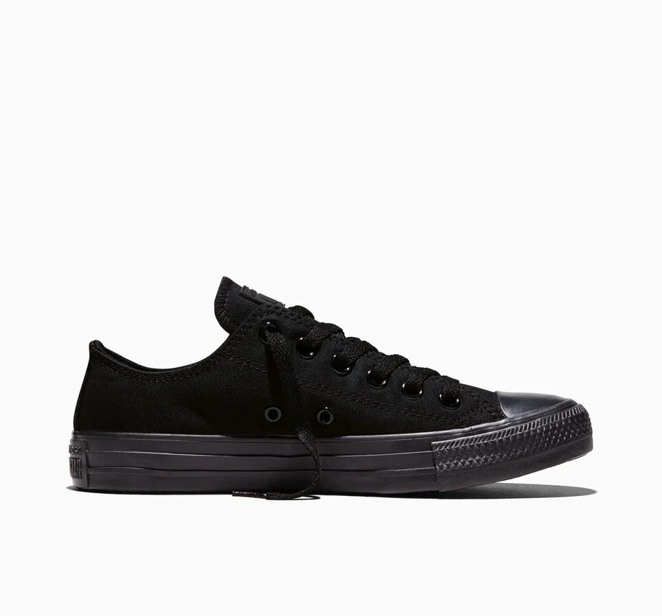 black comfy shoe
