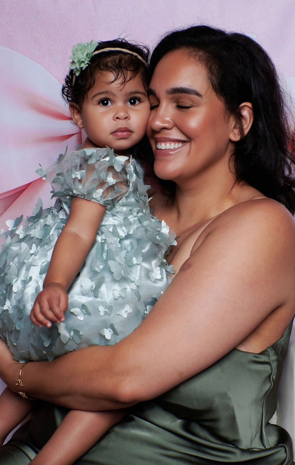 Dariana Casado with daughter
