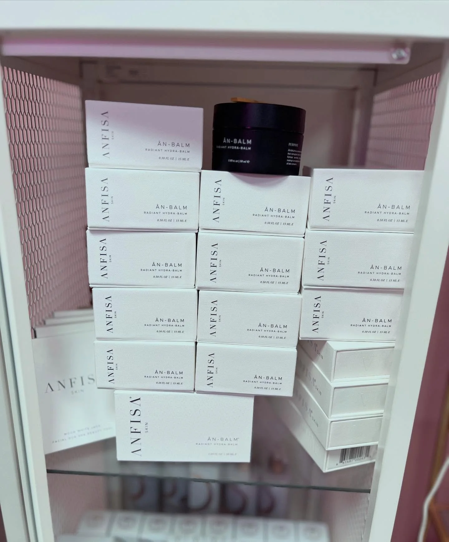RESTOCKED alert. Valentine&rsquo;s gift idea. 💝💘💖❤️💞The studio has a NEW shipment of the best-selling hydrating balm in my studio. This is one of my best sellers from @anfisaskin 🤍🤍🤍 This balm addresses everything, it deeply hydrates, repairs,