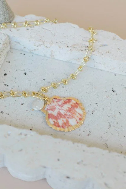 Shell Necklace.jpg