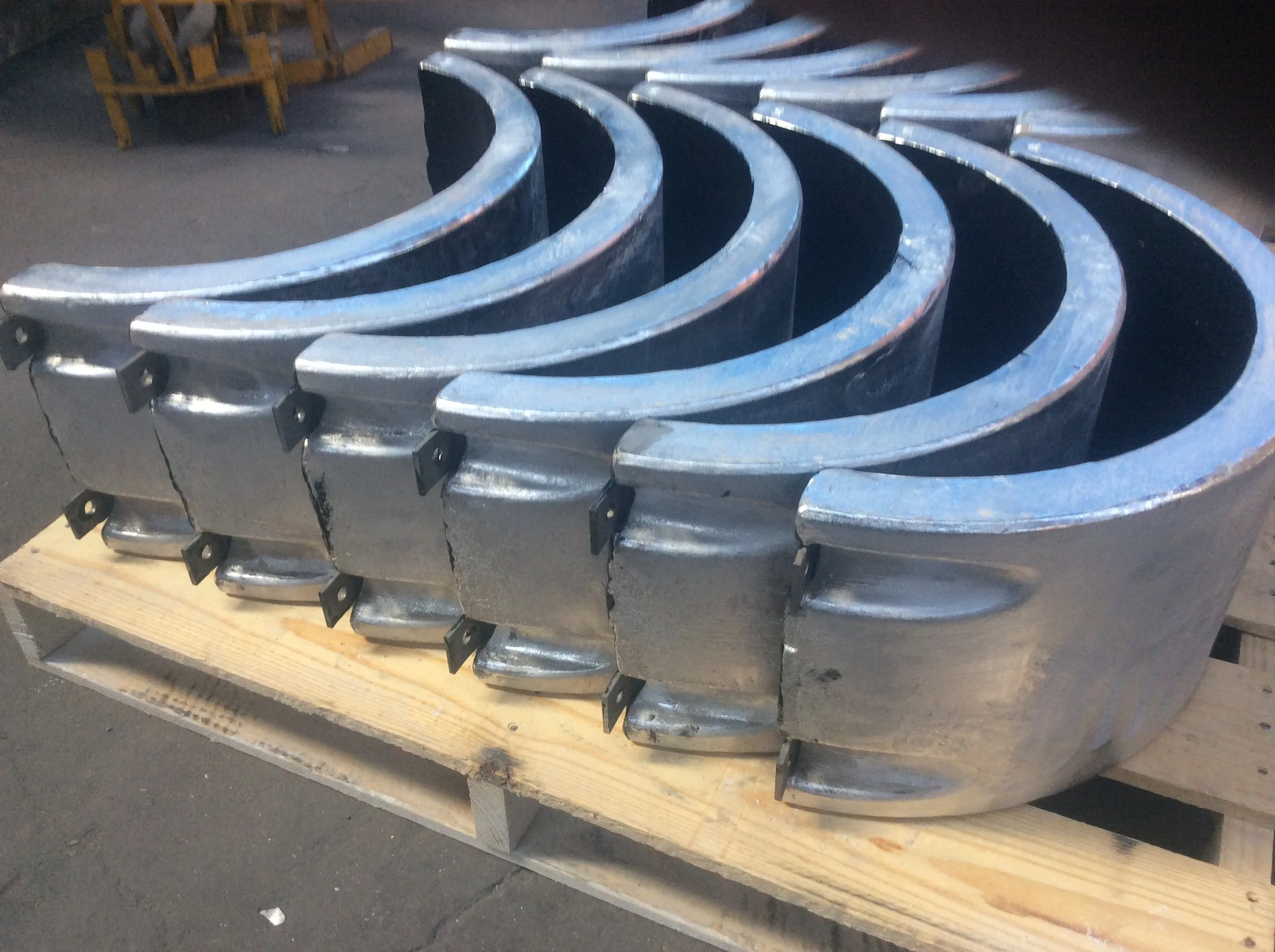 aluminum bracelet anodes for a pipeline project