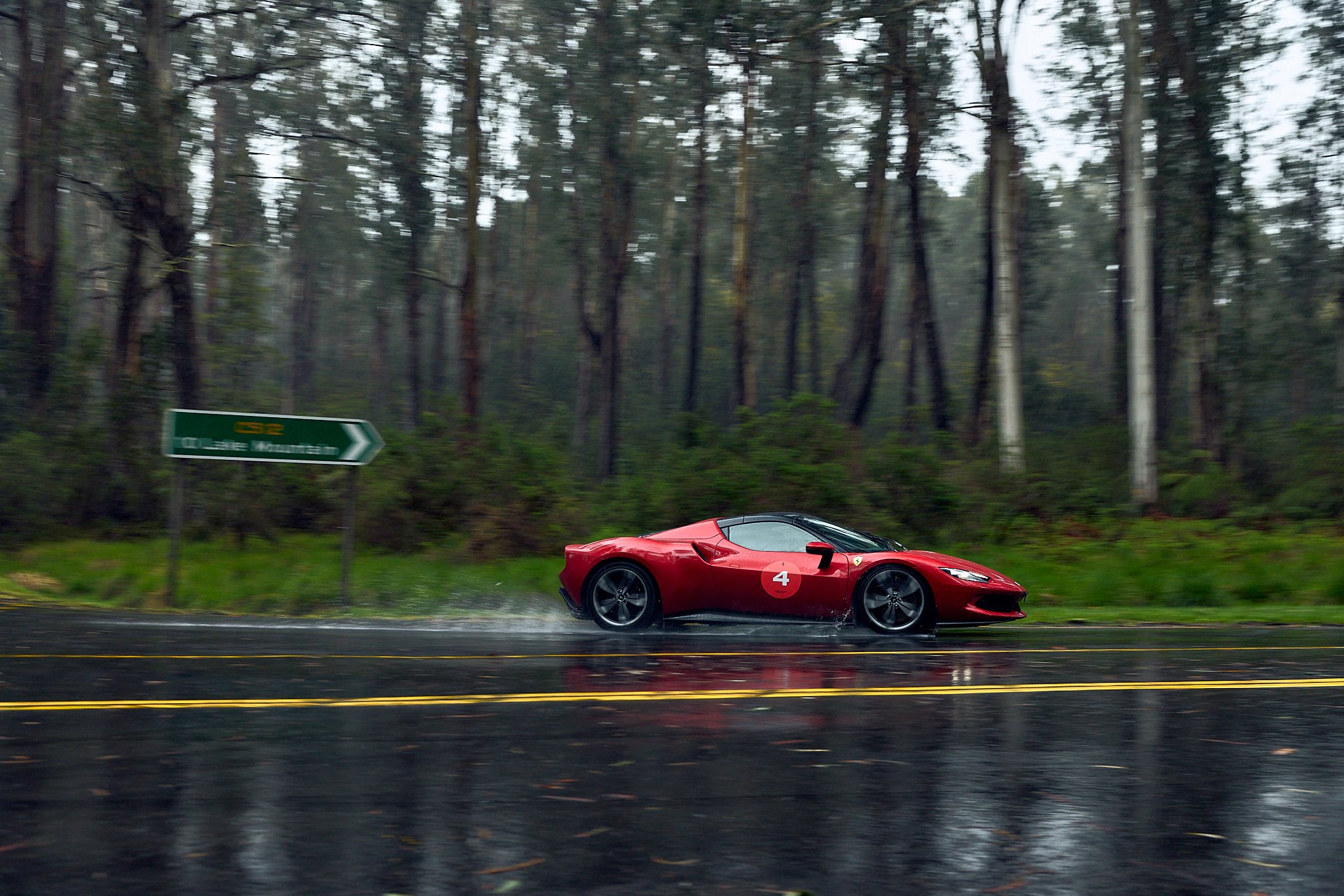 Esperienza Ferrari_Yarra Valley_October.2025_Ari Gelgec_454.jpg