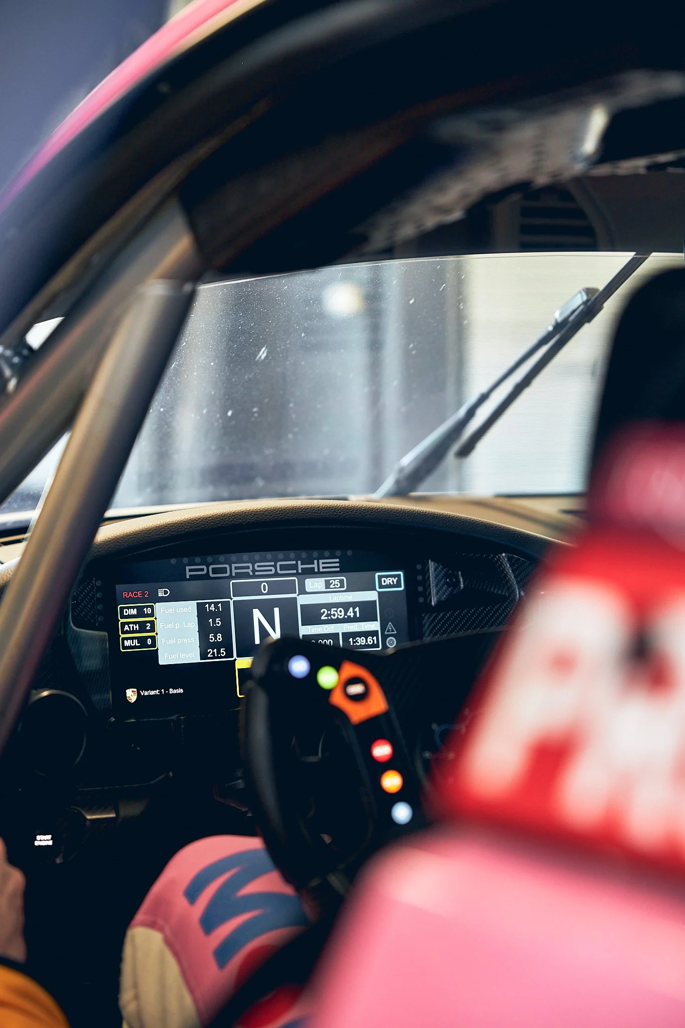 Porsche Motorsport_Ari Gelgec_20.jpg