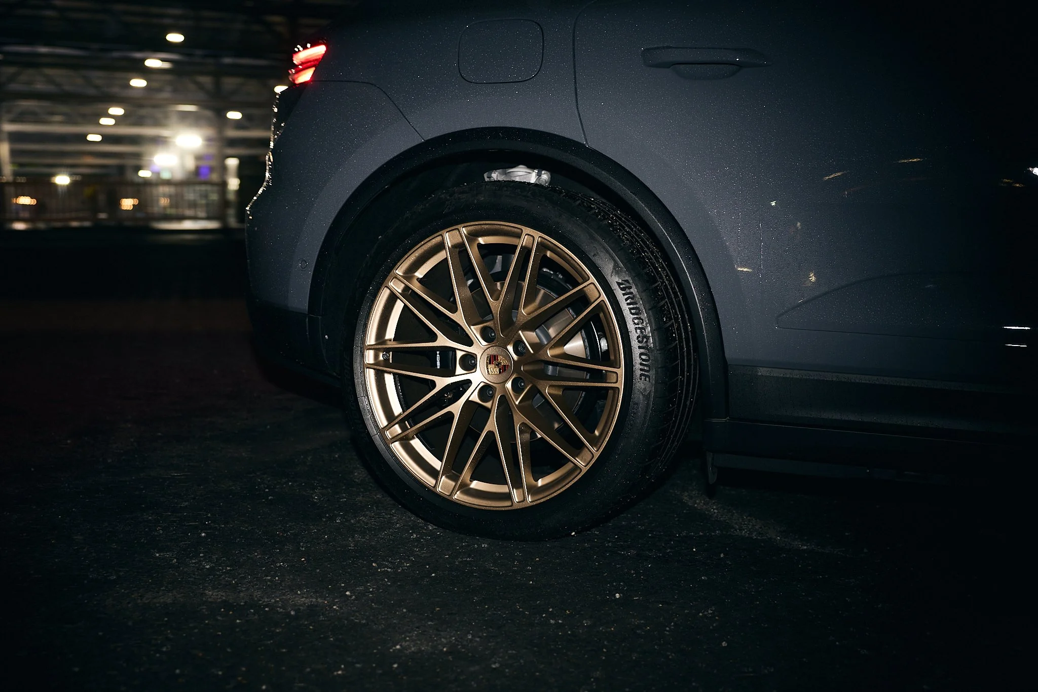 Porsche x Peter Bol_Ari Gelgec33.jpg