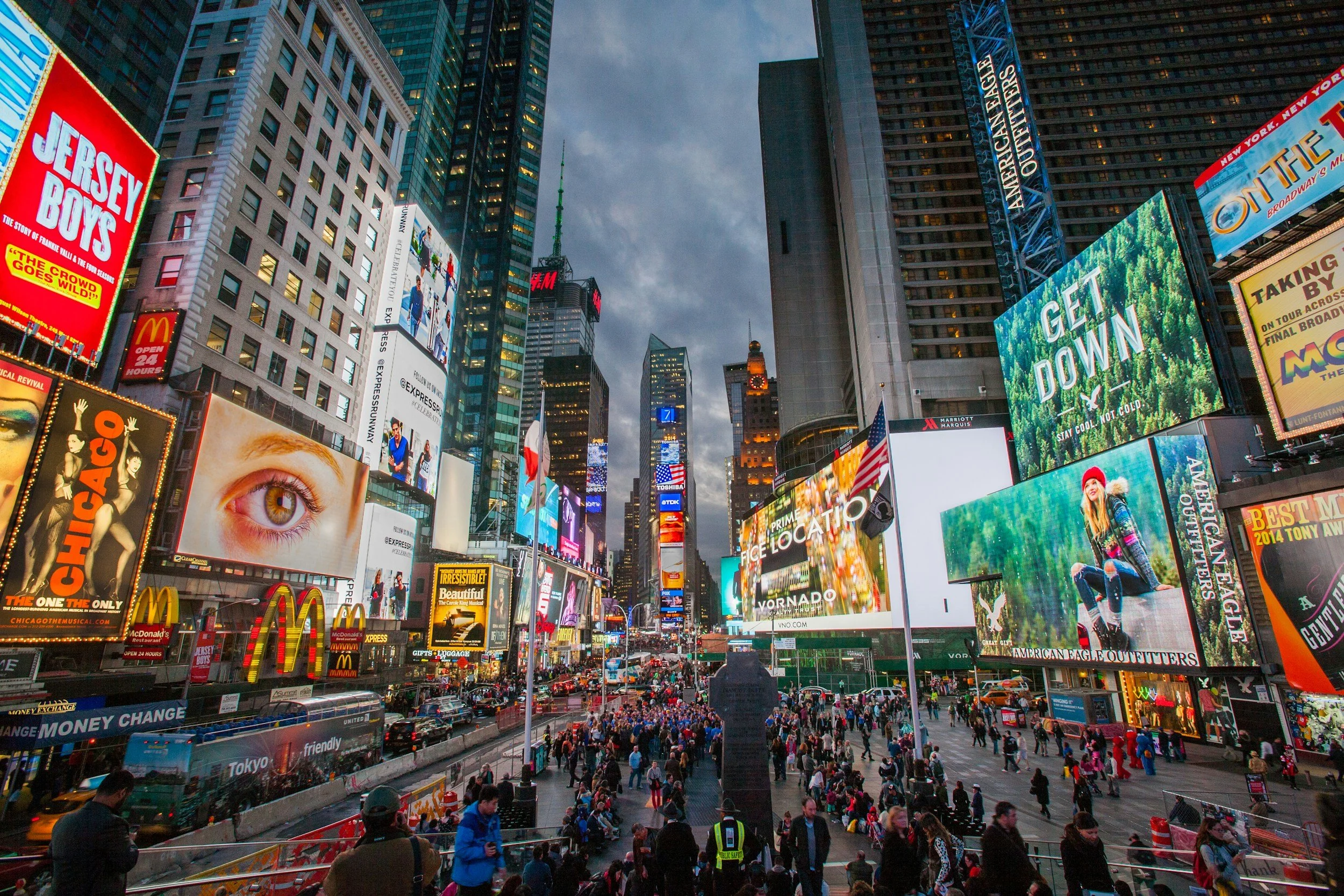 Traditional PR & Billboard Campaigns - DistributePR.agency