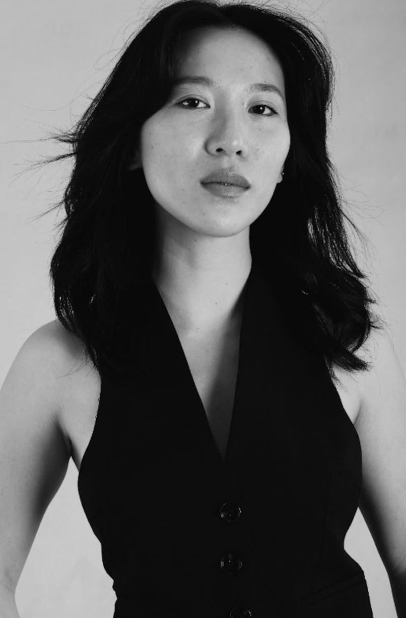 Courtney Zhengo Official