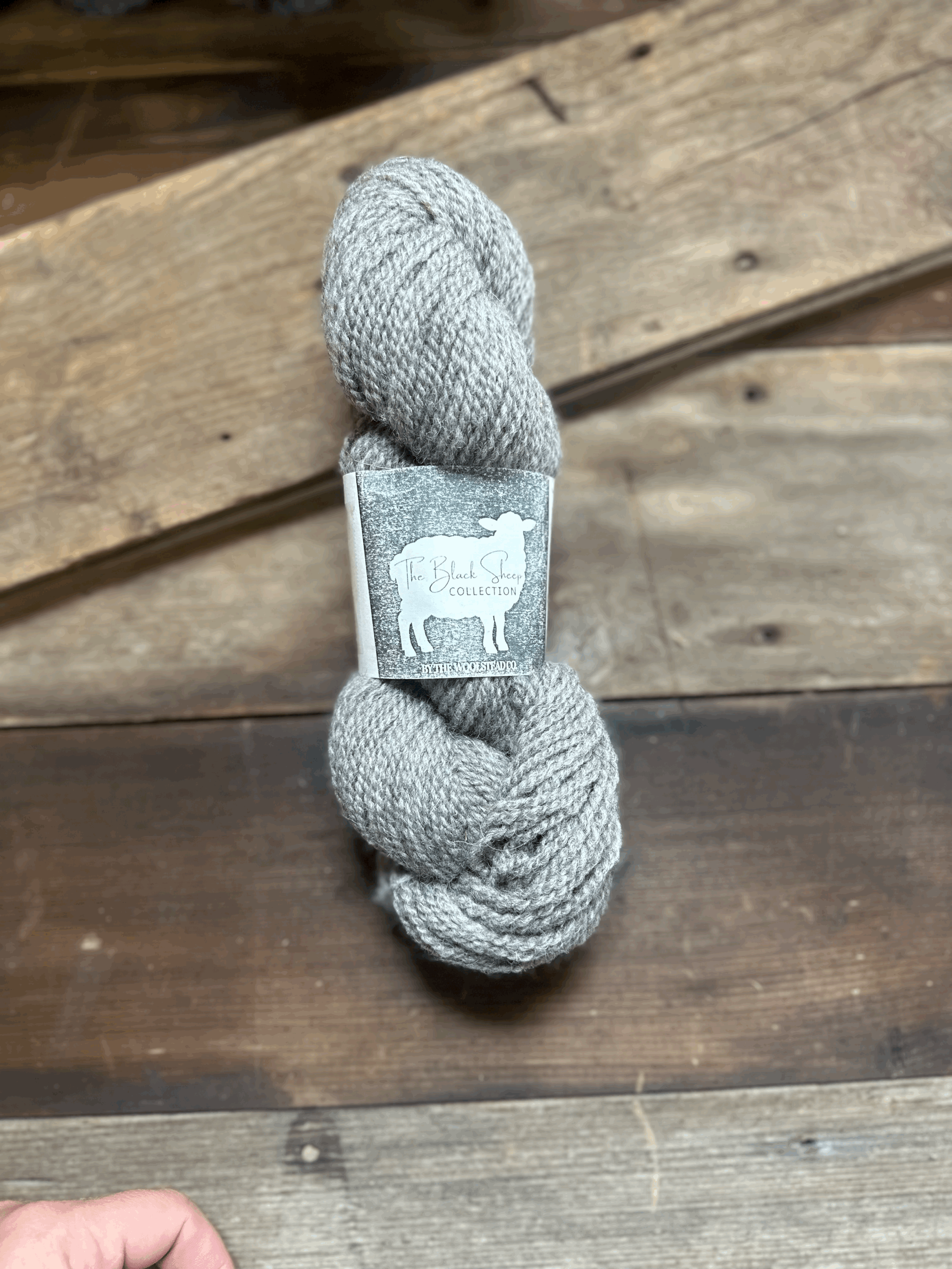 BLACK SHEEP LOT 1B Yarn - Locally Grown - Worsted - MILL BLEND
