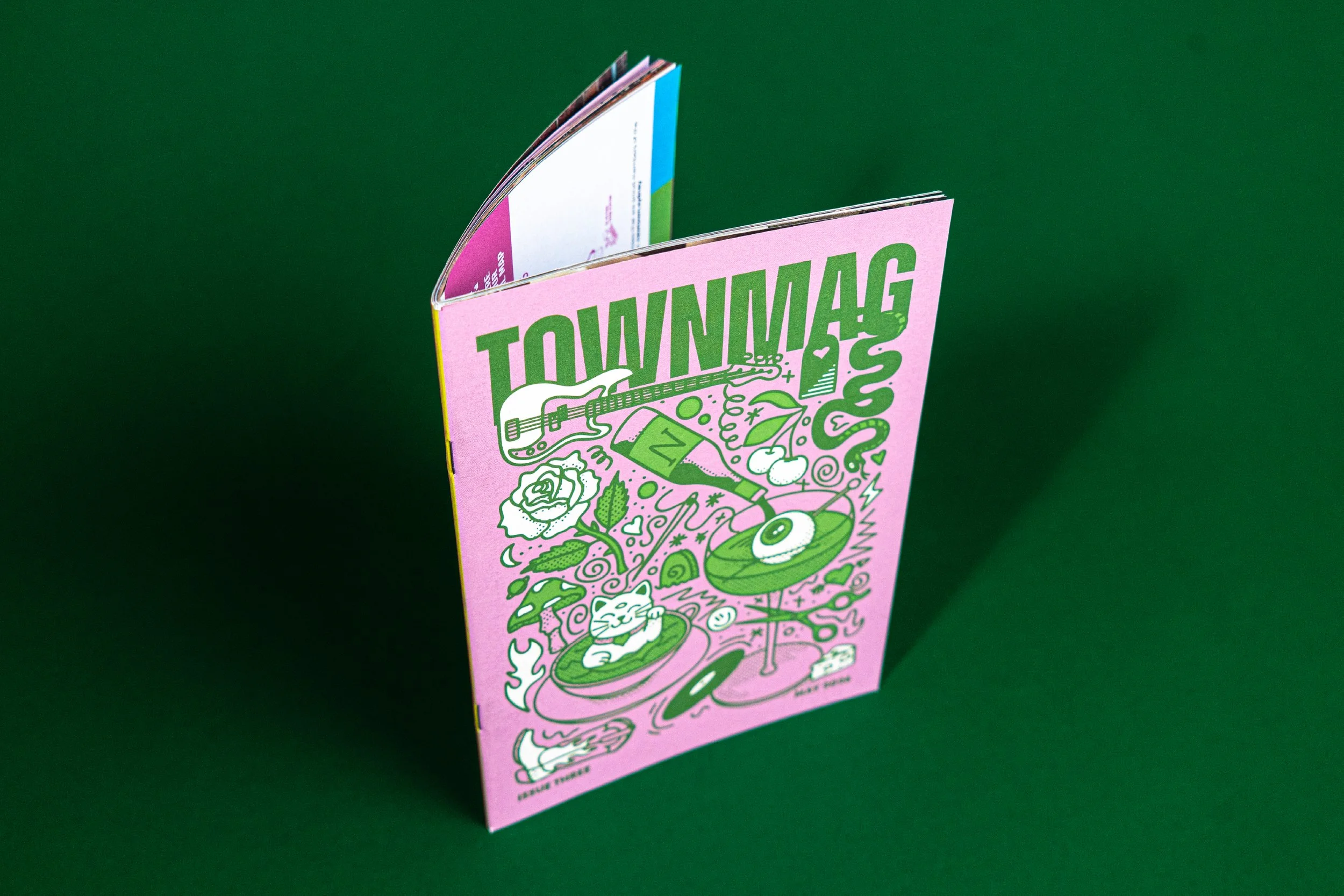 GD_TOWNMAG_3_19.jpg