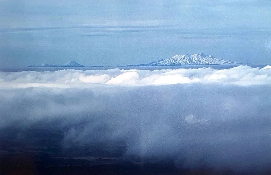 MICHAEL ROBERTS: MT RUAPEHU FROM MT EGMONT