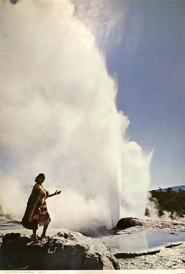 NZ: POHUTU GEYSER ROTORUA