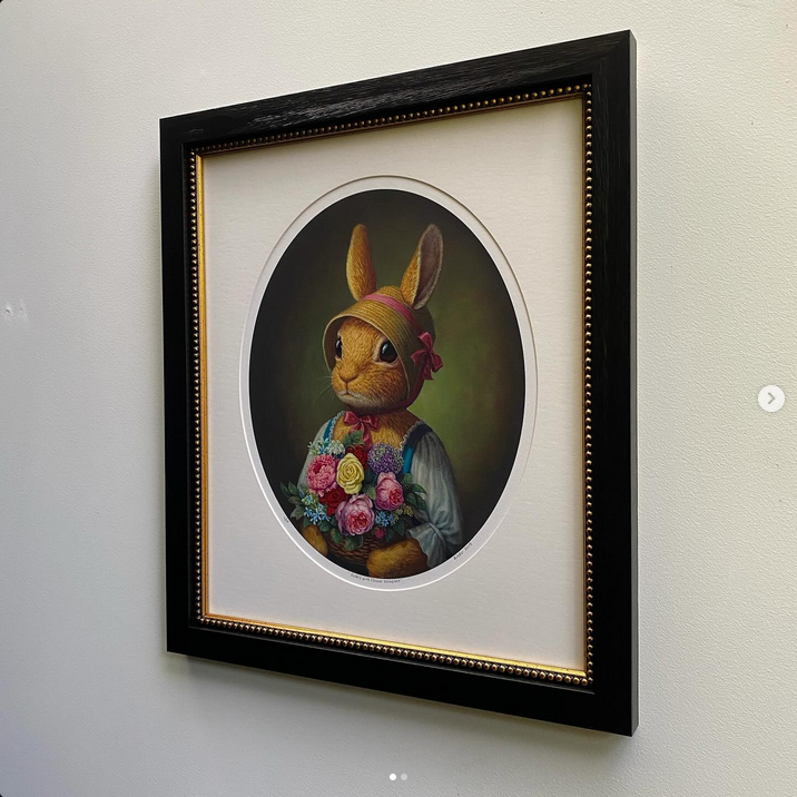 RW-RABBIT-WITH-BOUQUET-F1-fillet.png