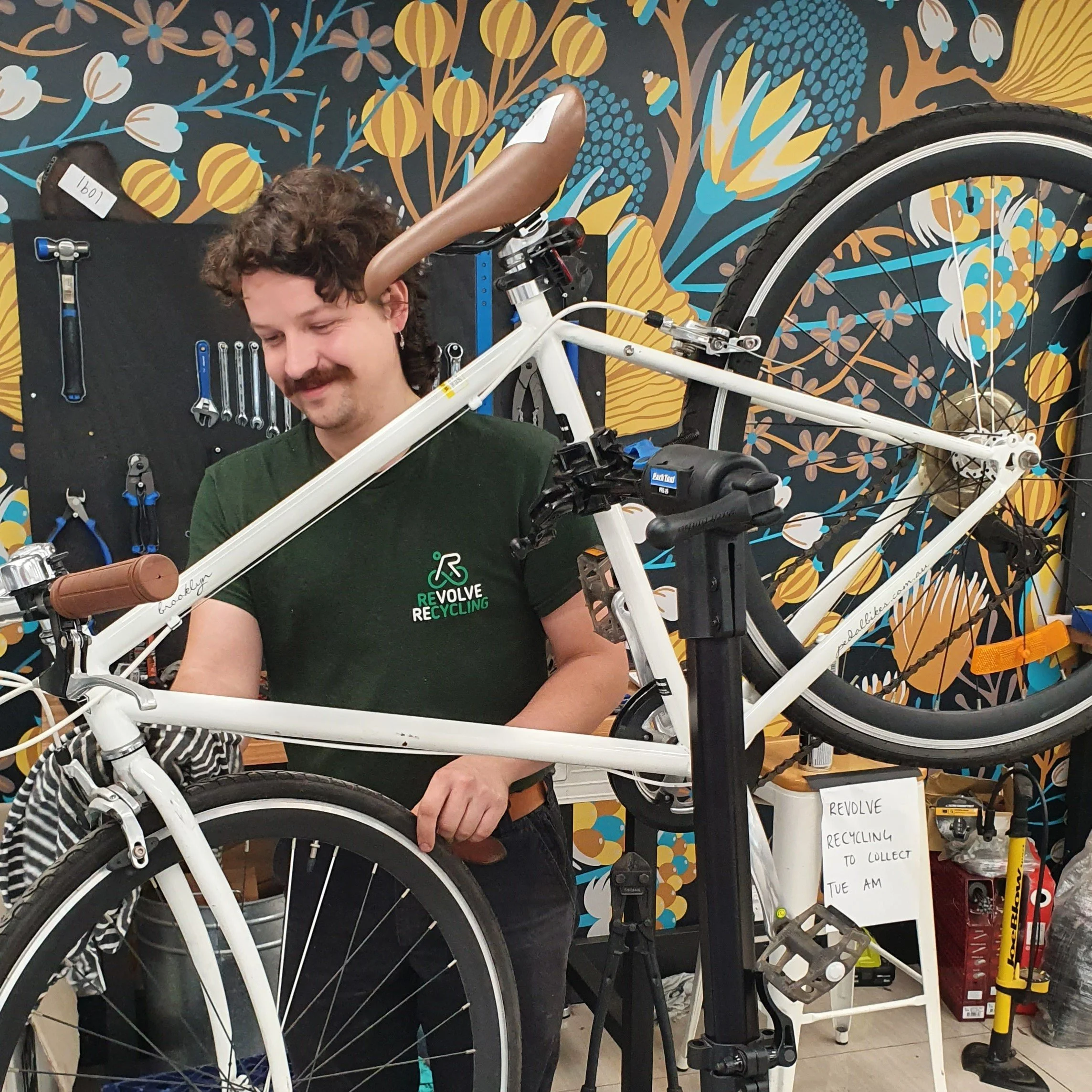 Social Enterprises Driving the Circular Economy