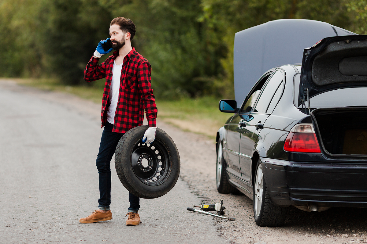 Flat Tire on the Road: Step by Step Safety Guide