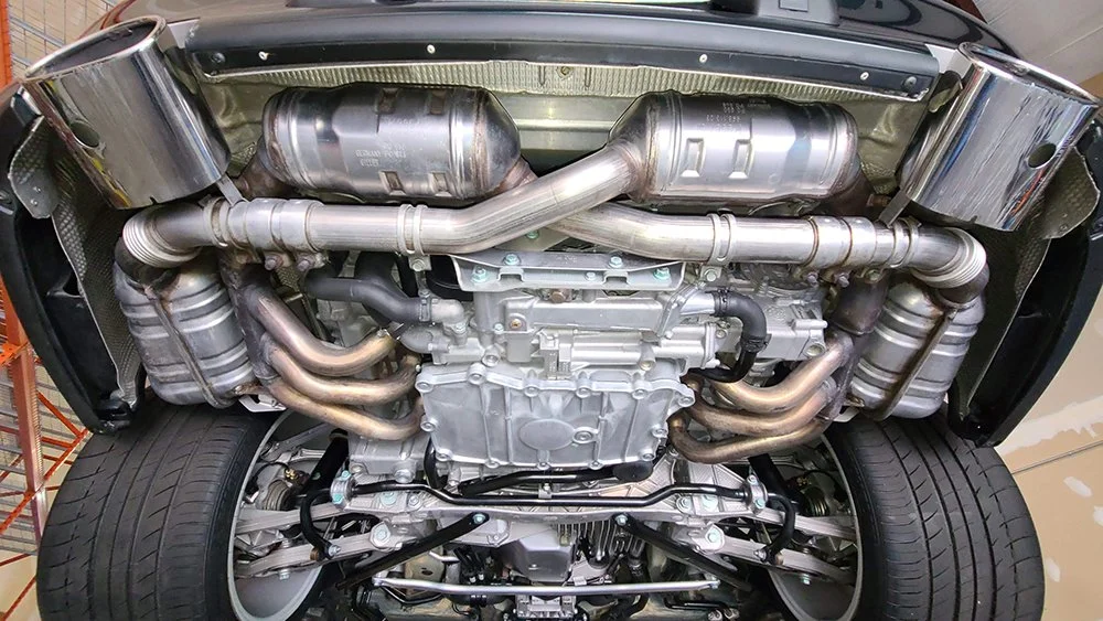 Porsche 996 underbody clean using dry ice