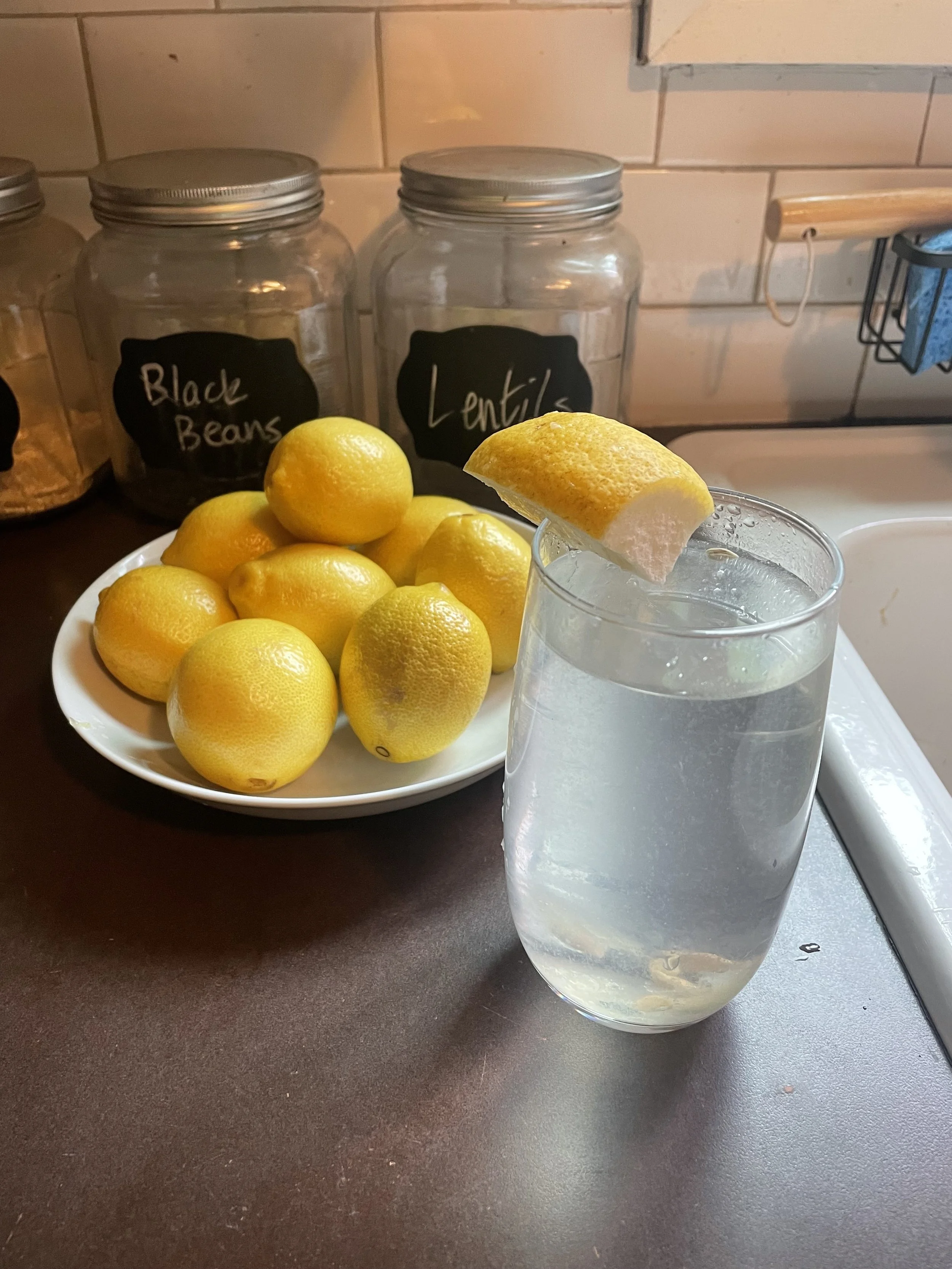 The Healing Power of Lemon &amp; Salt Water
