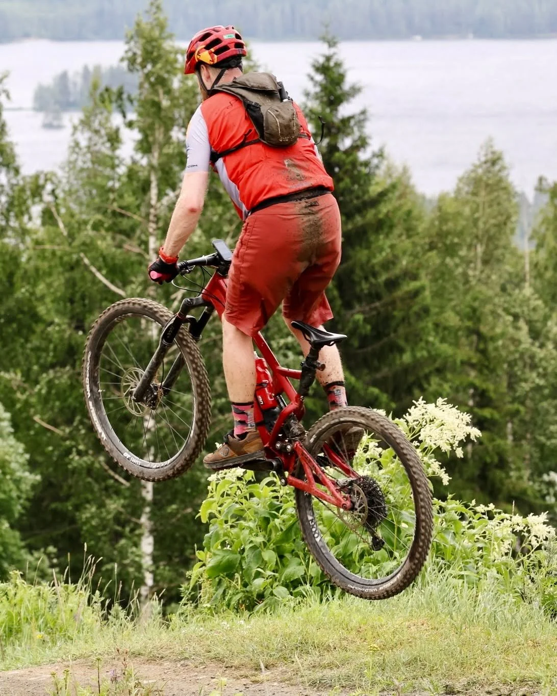 Kolme viikkoa aikaa hyp&auml;t&auml; mukaan Tahko MTB -karkeloihin hippasen edukkaammin!😍 Ilmoittaudu siis viimeist&auml;&auml;n 1.3.2026 klo 23.59. Vai joko sinun nimi on jo listalla?🚴&zwj;♀️

#tahkomtb #maastopy&ouml;r&auml;ily #py&ouml;r&auml;il