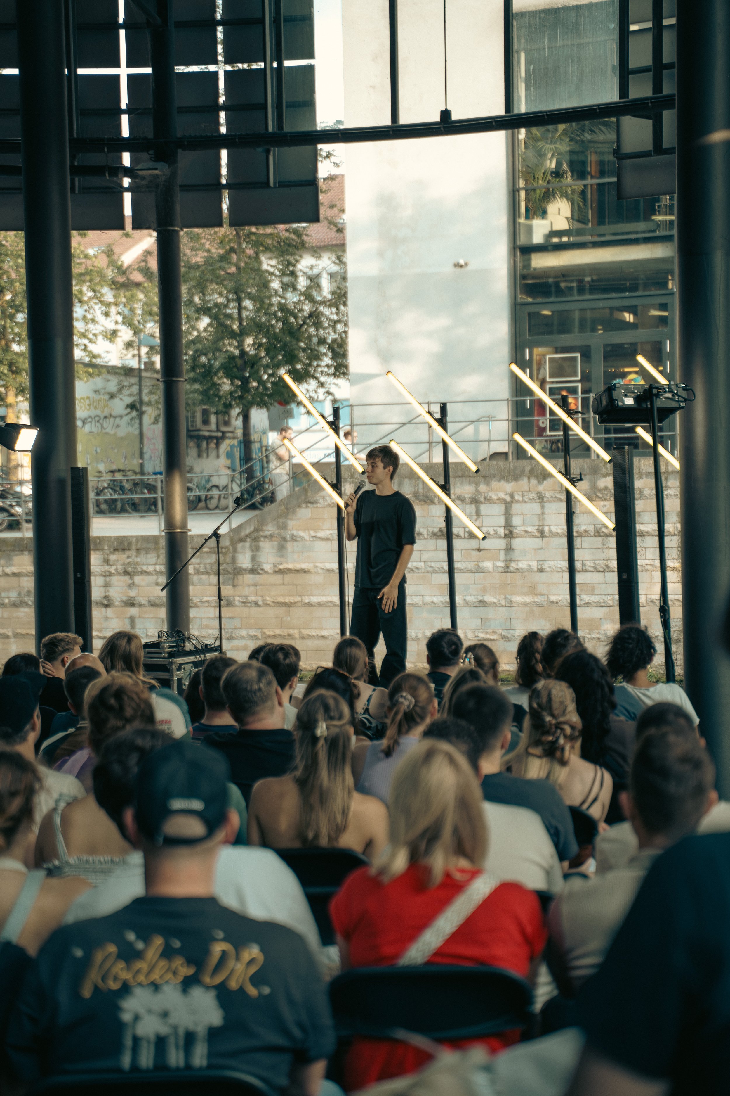 Comedyflash 31.07.26 - 3.jpg