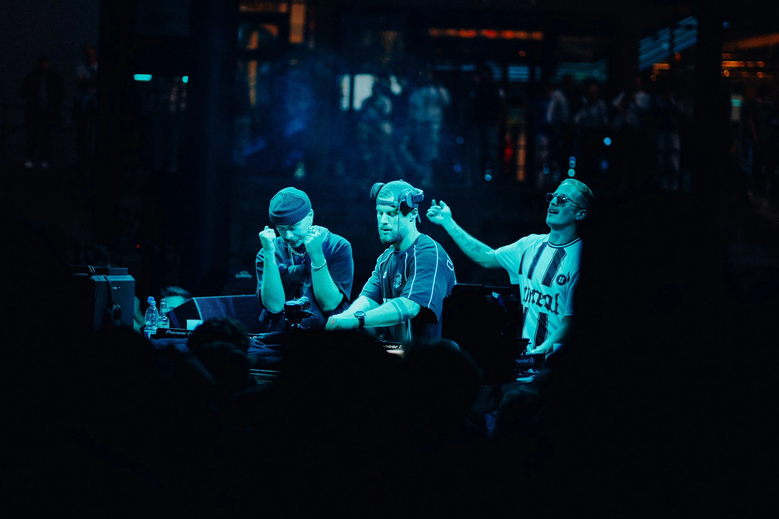 Blaustrand presents Johannes Schuster - 200.jpg