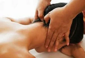 Craniosacral Release-
Gentle, hands-on bodywork that works with your body’s natural rhythms to release deep tension in the nervous system. Ideal for stress, anxiety, headaches, or trauma recovery, this session nurtures both physical and emotional bal