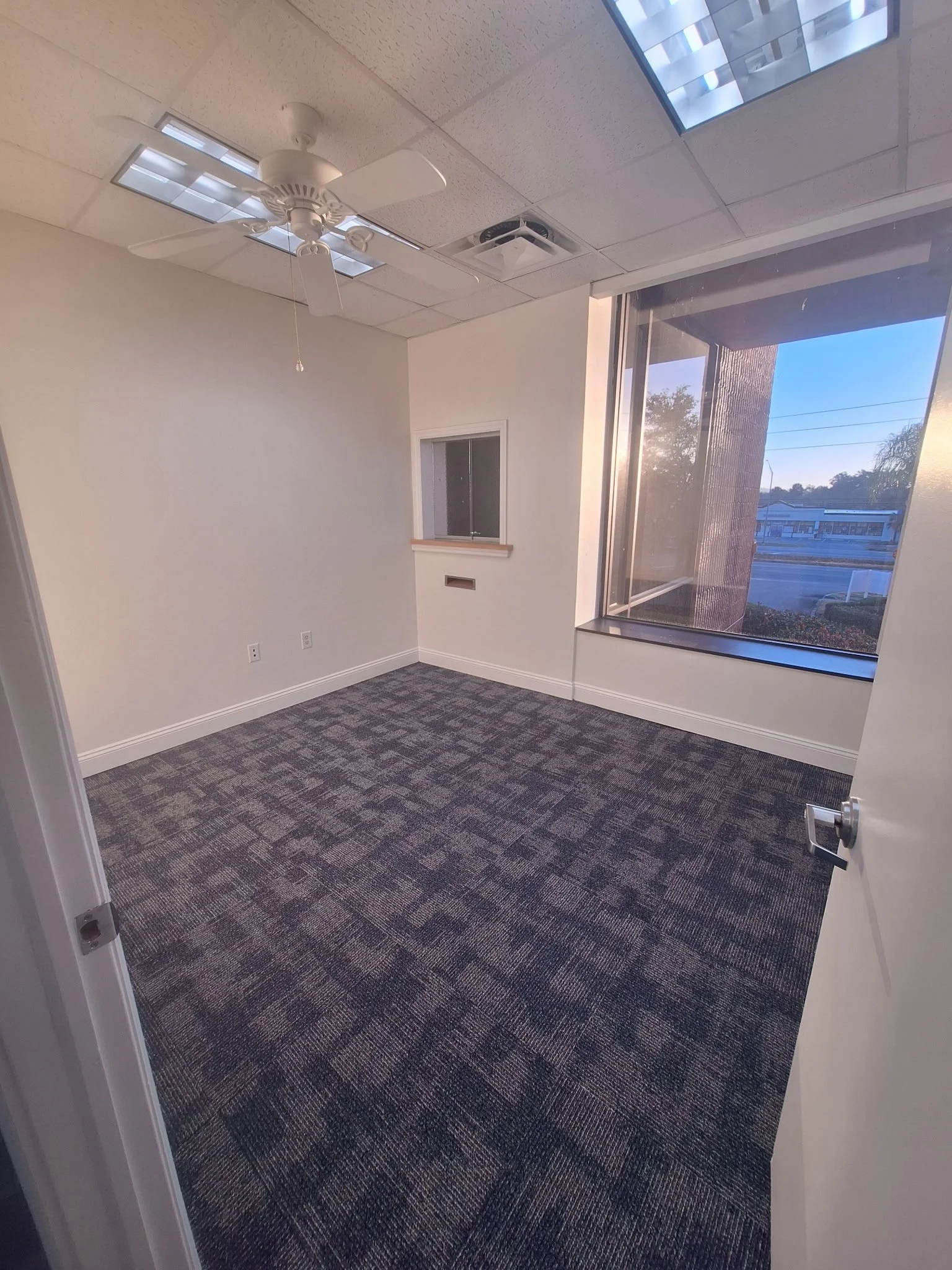 This office interior painting project in DeLand, FL focused on creating a clean, modern atmosphere. Neutral wall tones pair well with natural light, helping the space feel open, professional, and client-ready.
