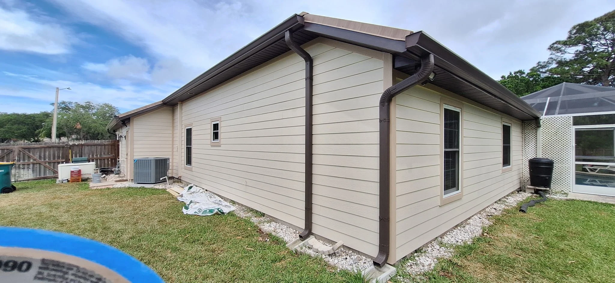 Melbourne Side Exterior