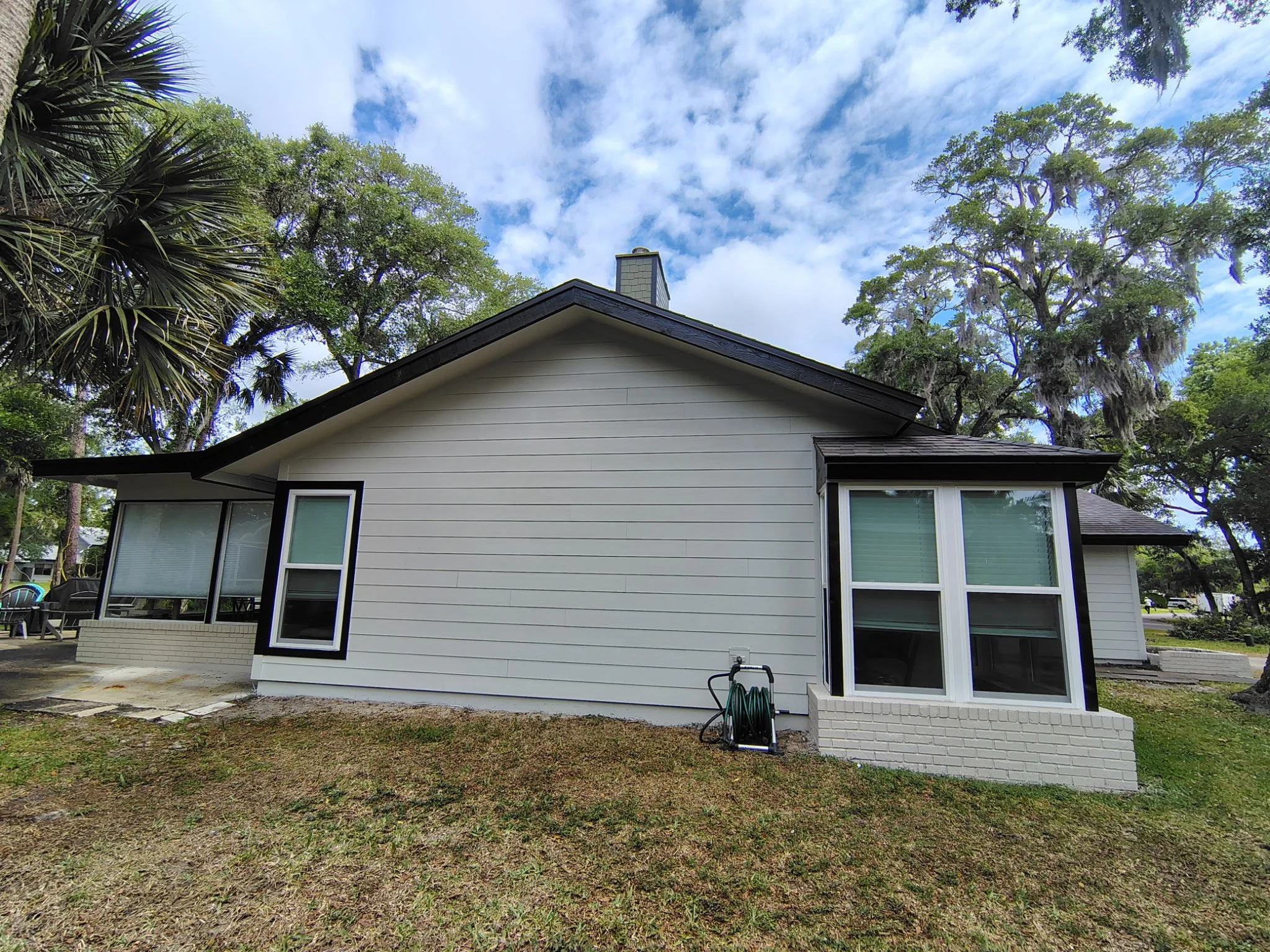 Side Elevation - Clean Finish