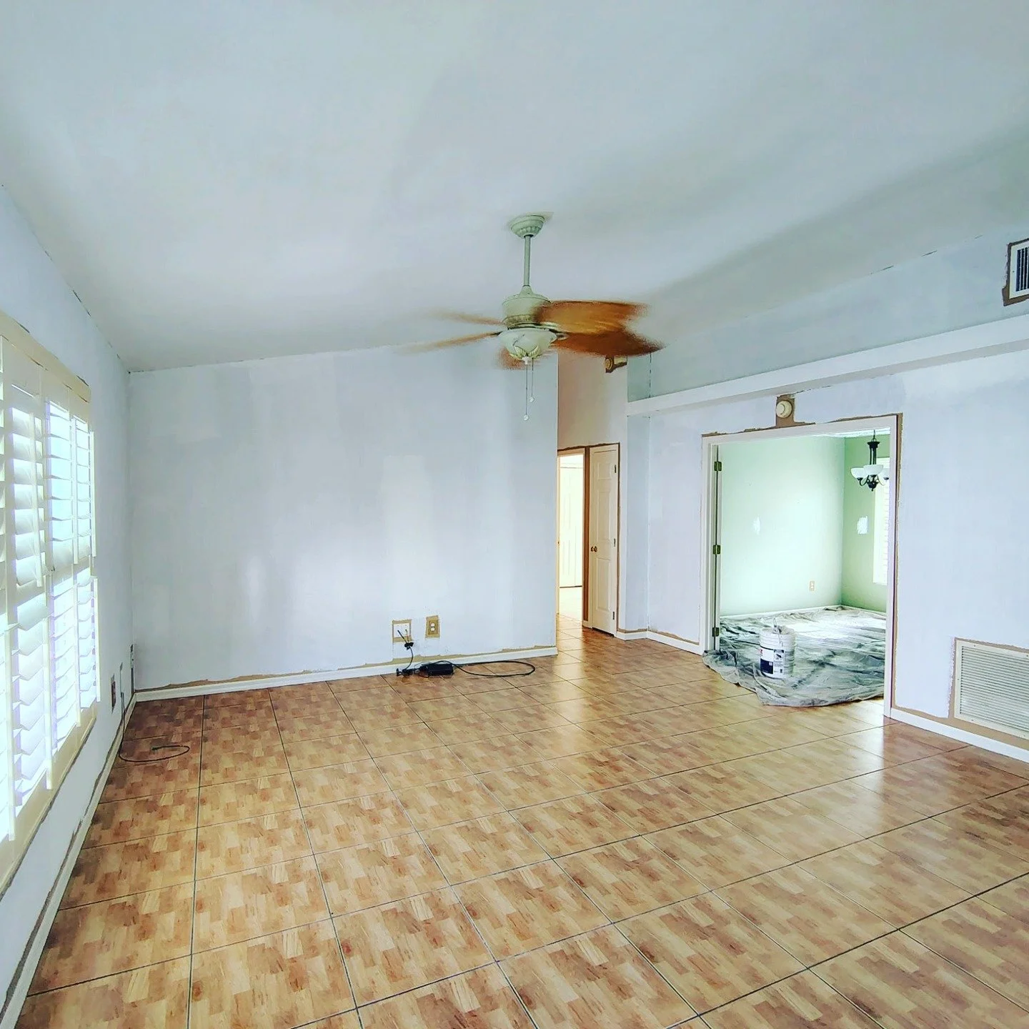 Most people think smoke damage can simply be painted over.

The truth is, smoke particles settle deep into drywall, ceilings, and textured surfaces, which is why this Ocoee and Winter Garden project is being restored with detailed preparation before 