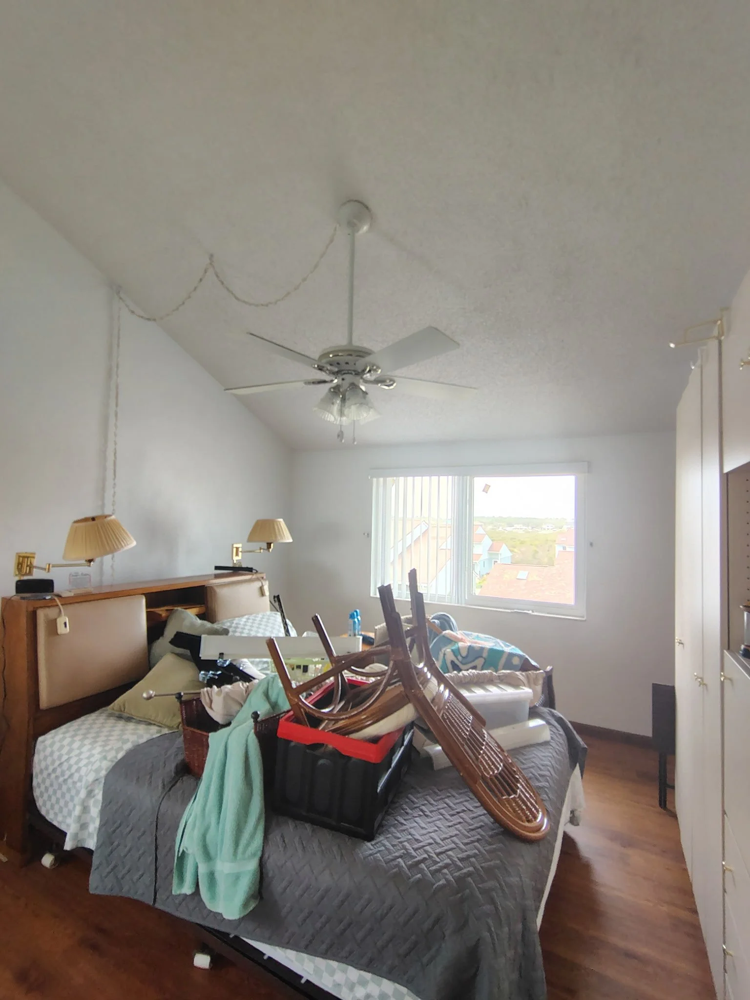 Coastal Bedroom Wall Paining