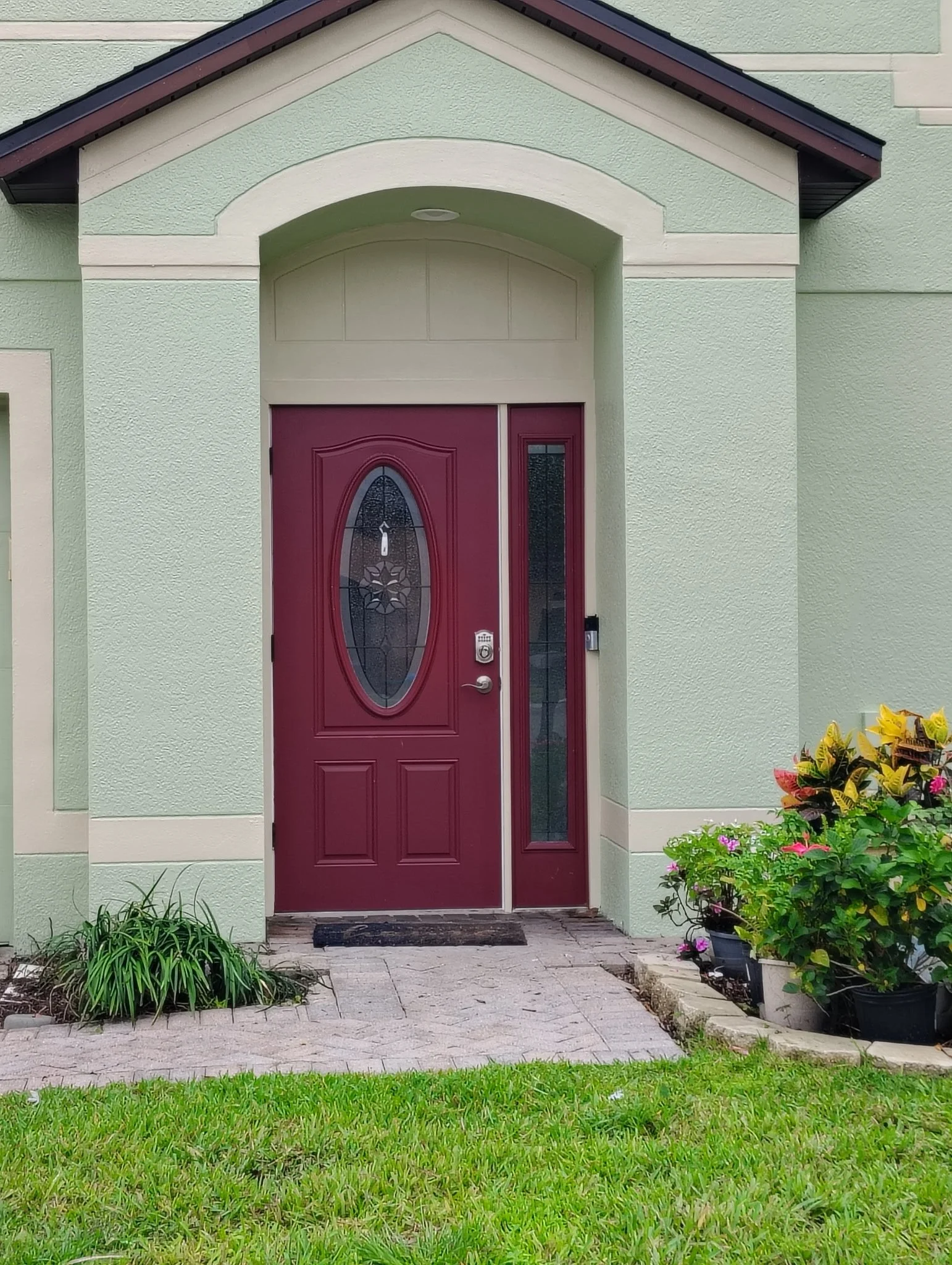 AFTER / FRONT ENTRANCE