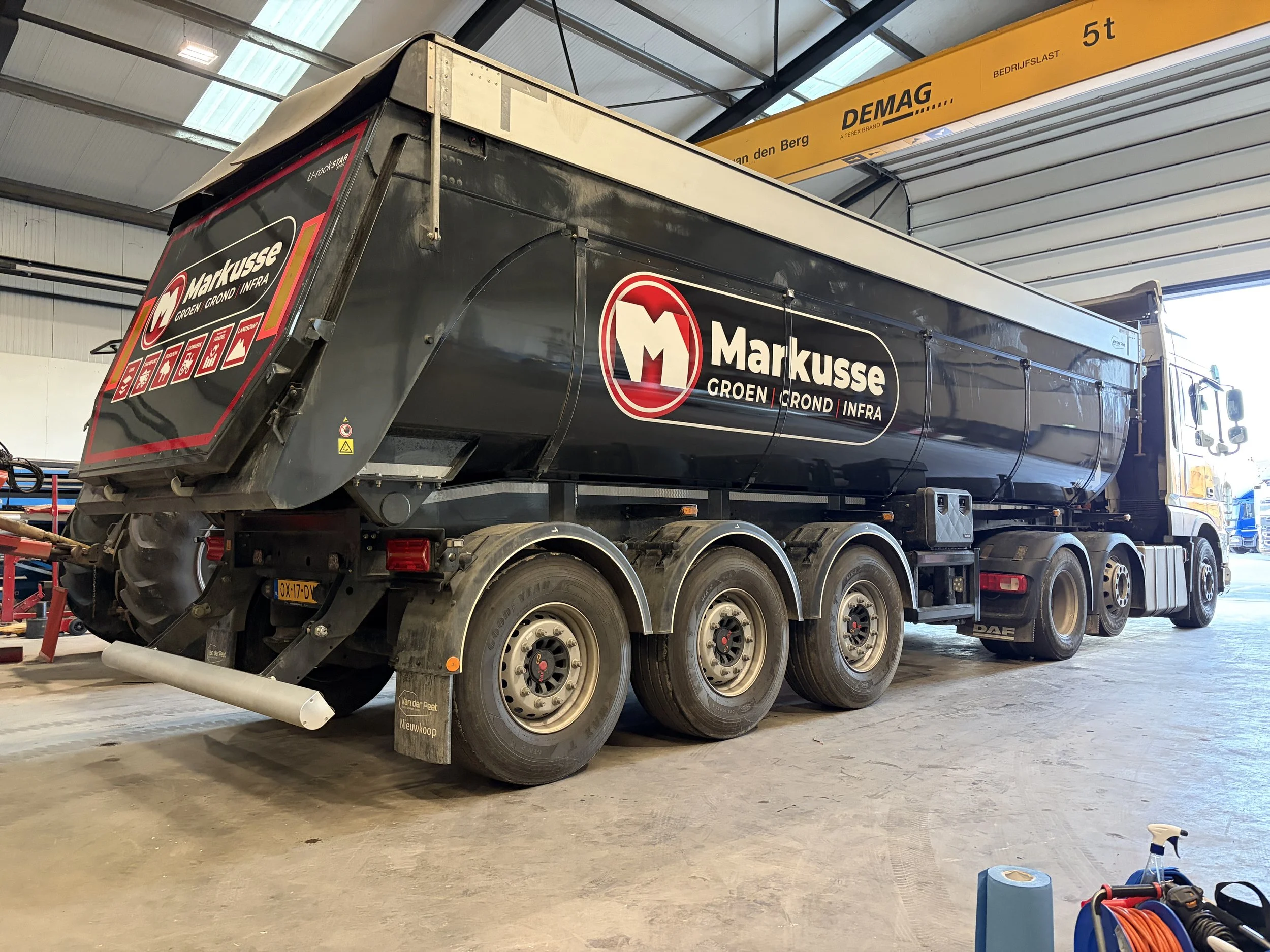 markusse kieptrailer logo sticker 